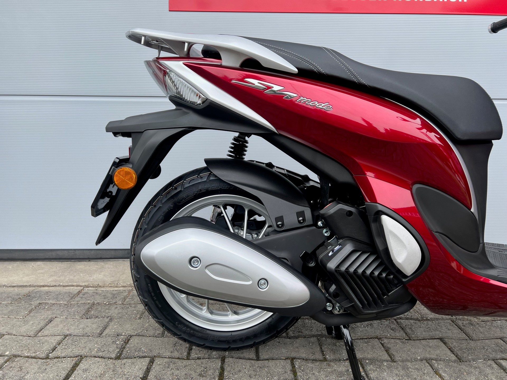 HONDA SH 125 i Mode-showroom-element-1
