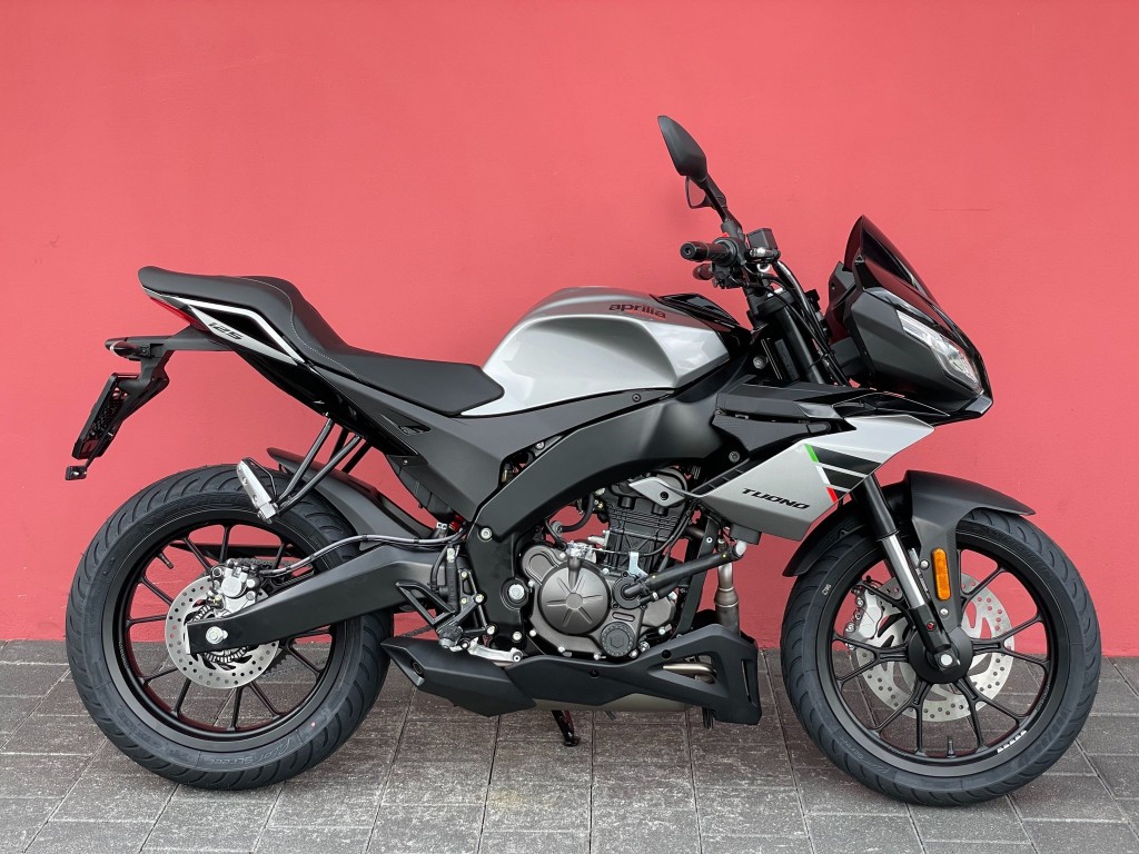 APRILIA Tuono 125 - 4 Jahre Garantie