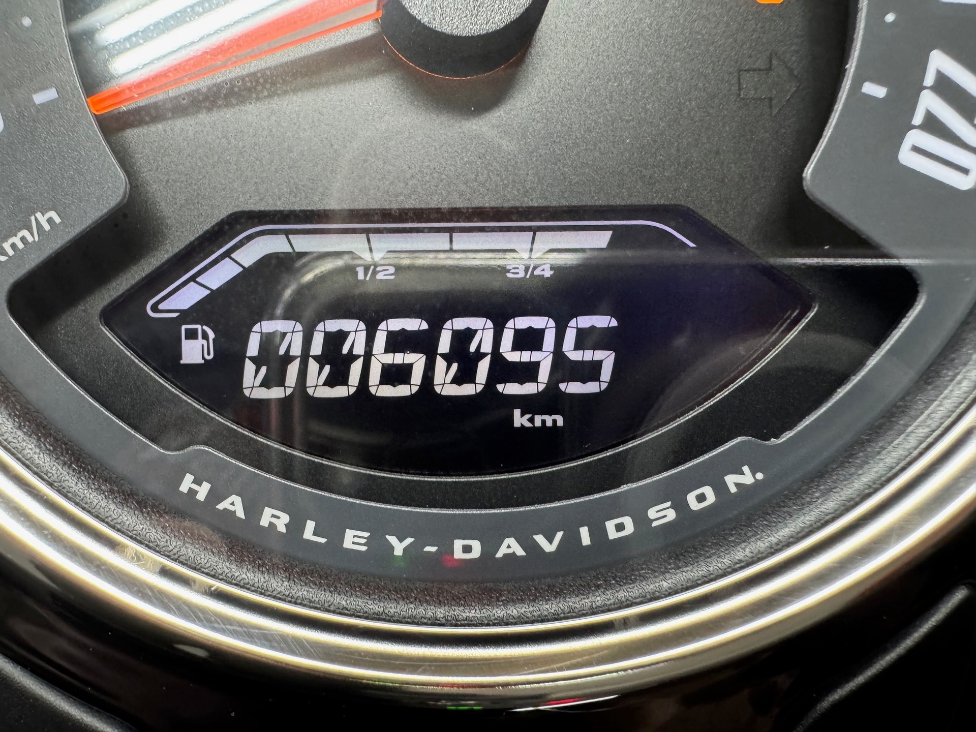 HARLEY-DAVIDSON FLSL Softail Slim 107 ABS-image-7