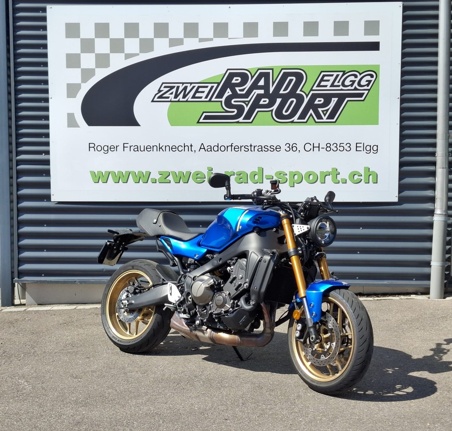 YAMAHA XSR 900-image-0