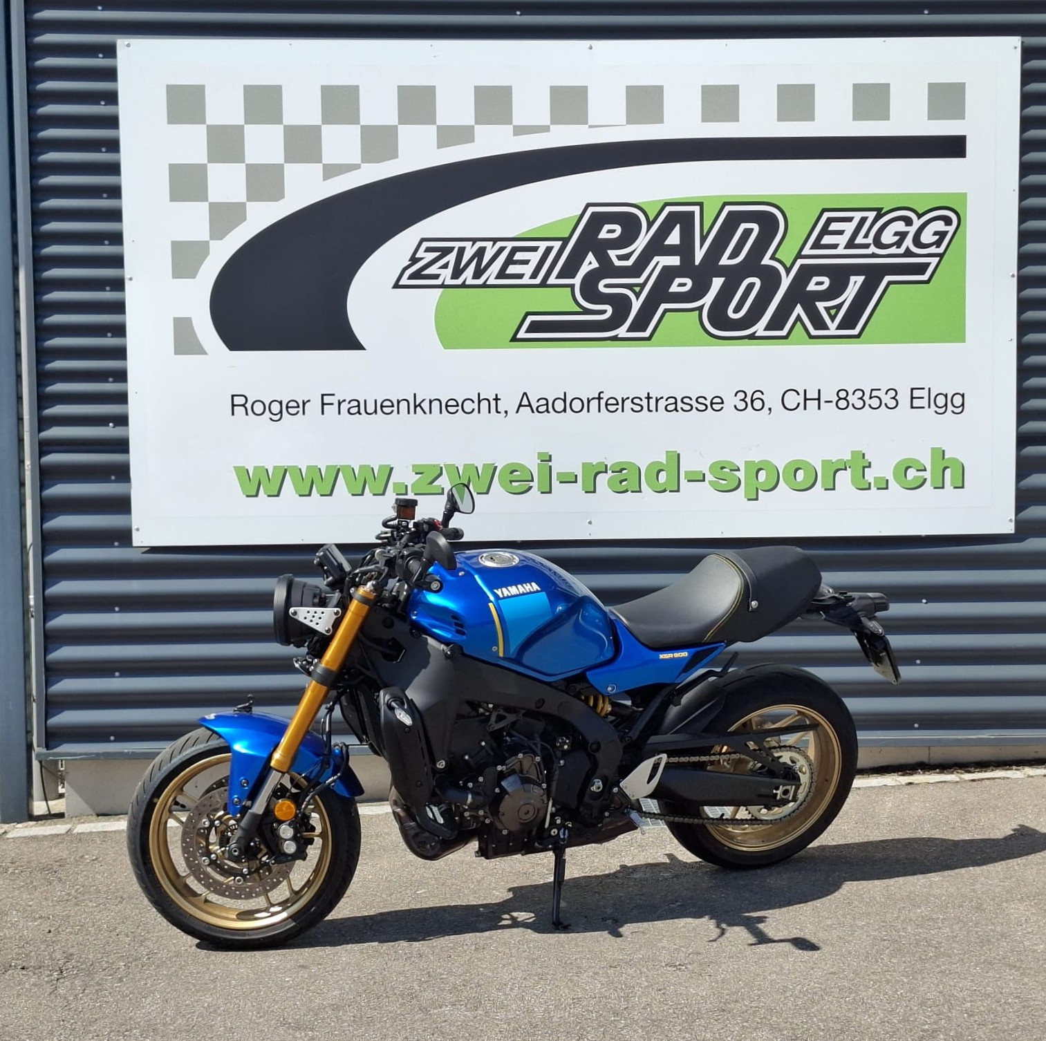 YAMAHA XSR 900-image-2