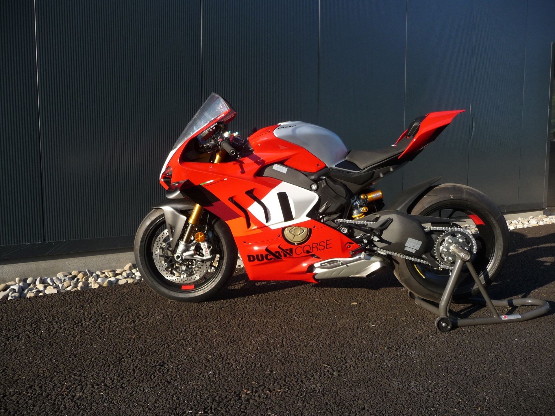DUCATI PANIGALE V4 V4 R-showroom-element-1