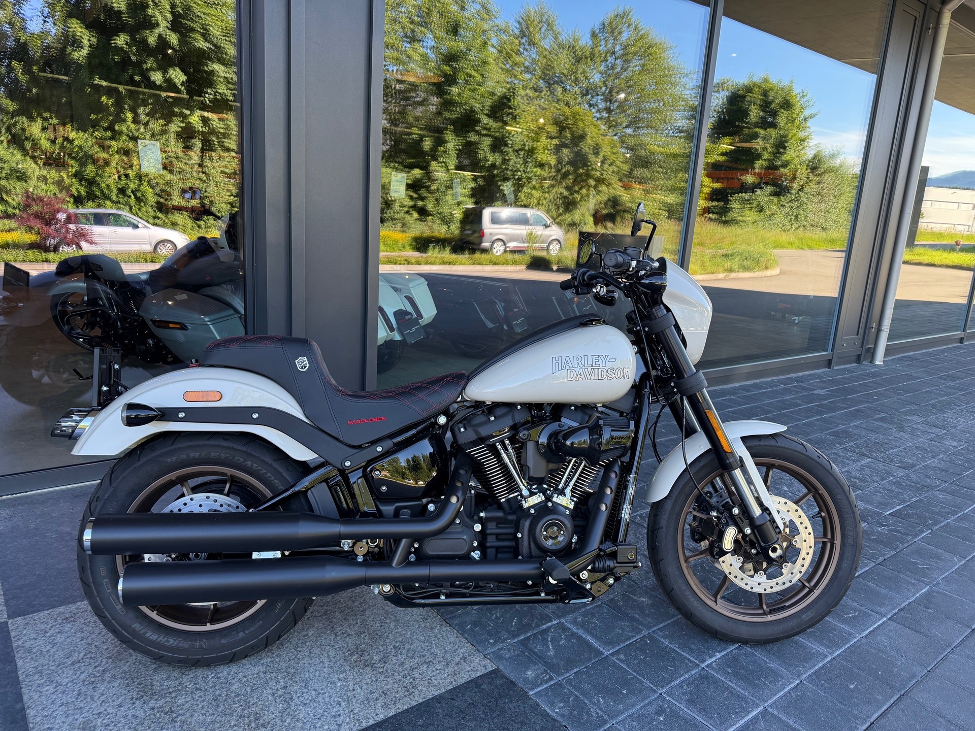HARLEY-DAVIDSON FXLRS Low Rider S 117-showroom-element-1