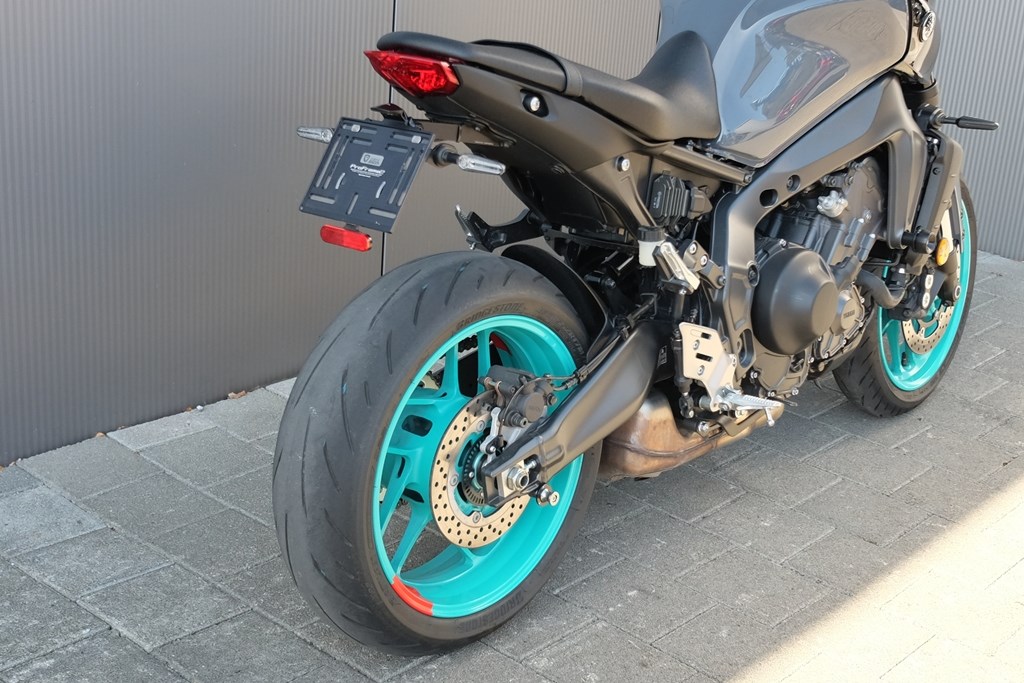 YAMAHA MT-09 ABS-showroom-element-3