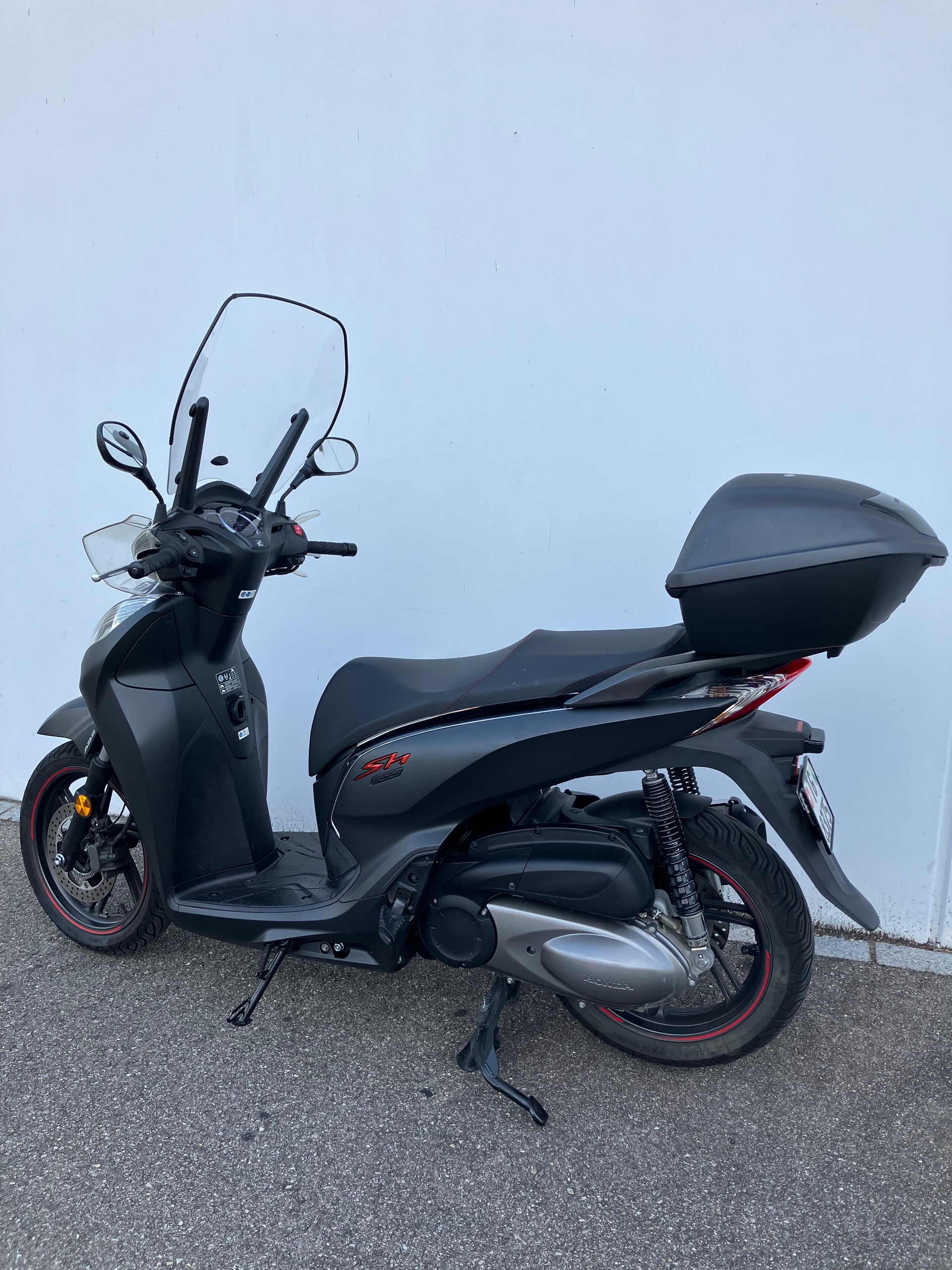 HONDA SH 300 i ABS-image-0