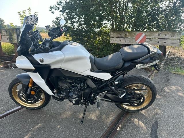 YAMAHA Tracer 9 GT-showroom-element-1