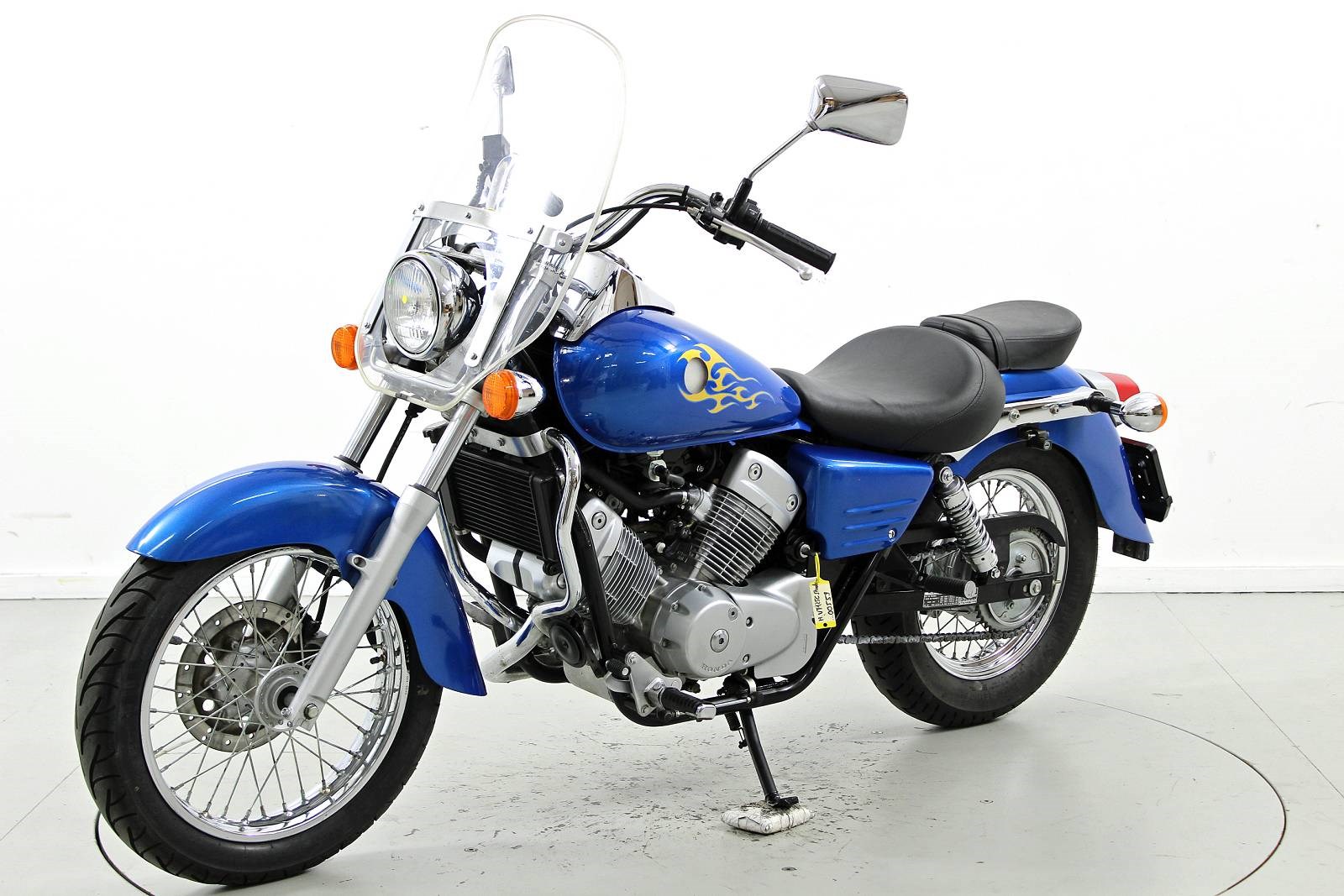 HONDA VT 125 C Shadow-showroom-element-2