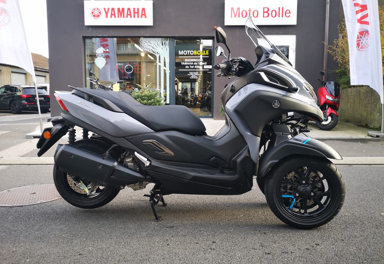 YAMAHA TRICITY 300