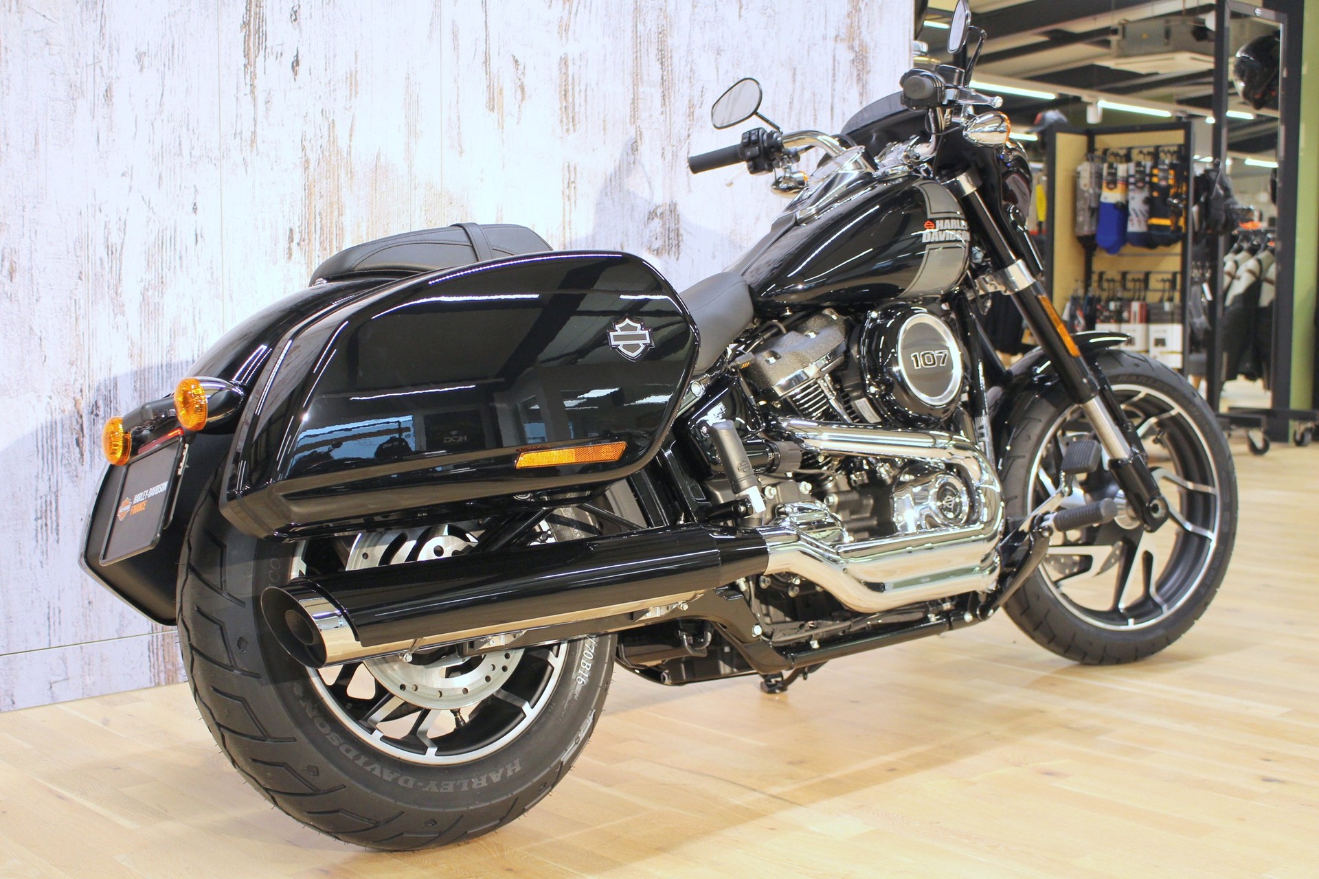 HARLEY-DAVIDSON FLSB Sport Glide Deluxe 107-showroom-element-3