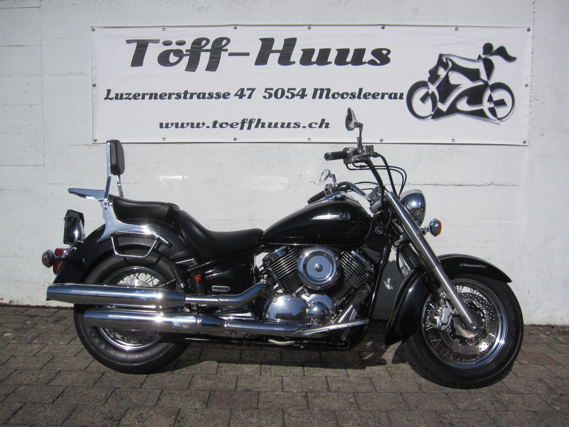 YAMAHA XVS 1100 A-showroom-element-1