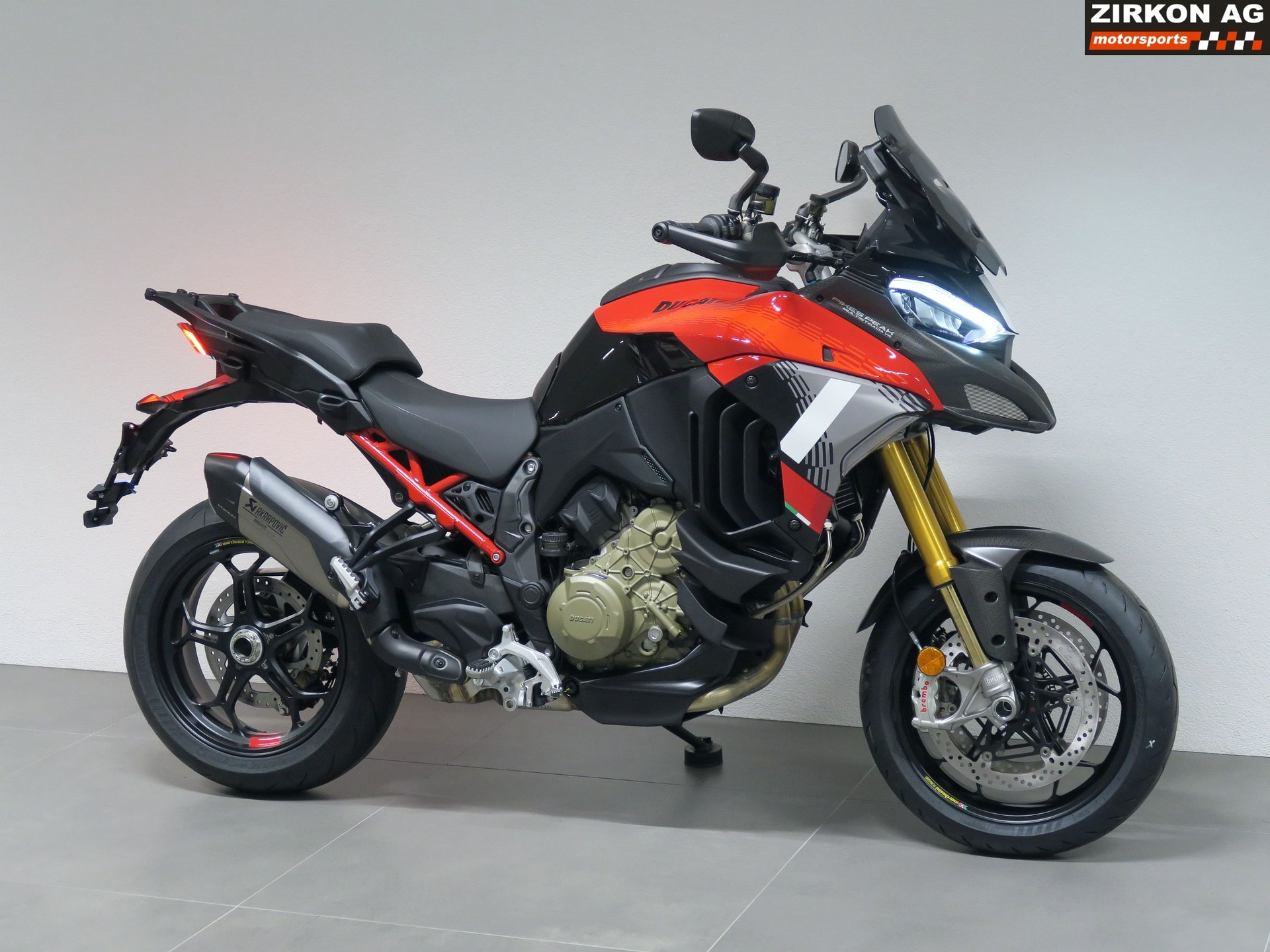 DUCATI Multistrada V4 Pikes Peak '25-showroom-element-1