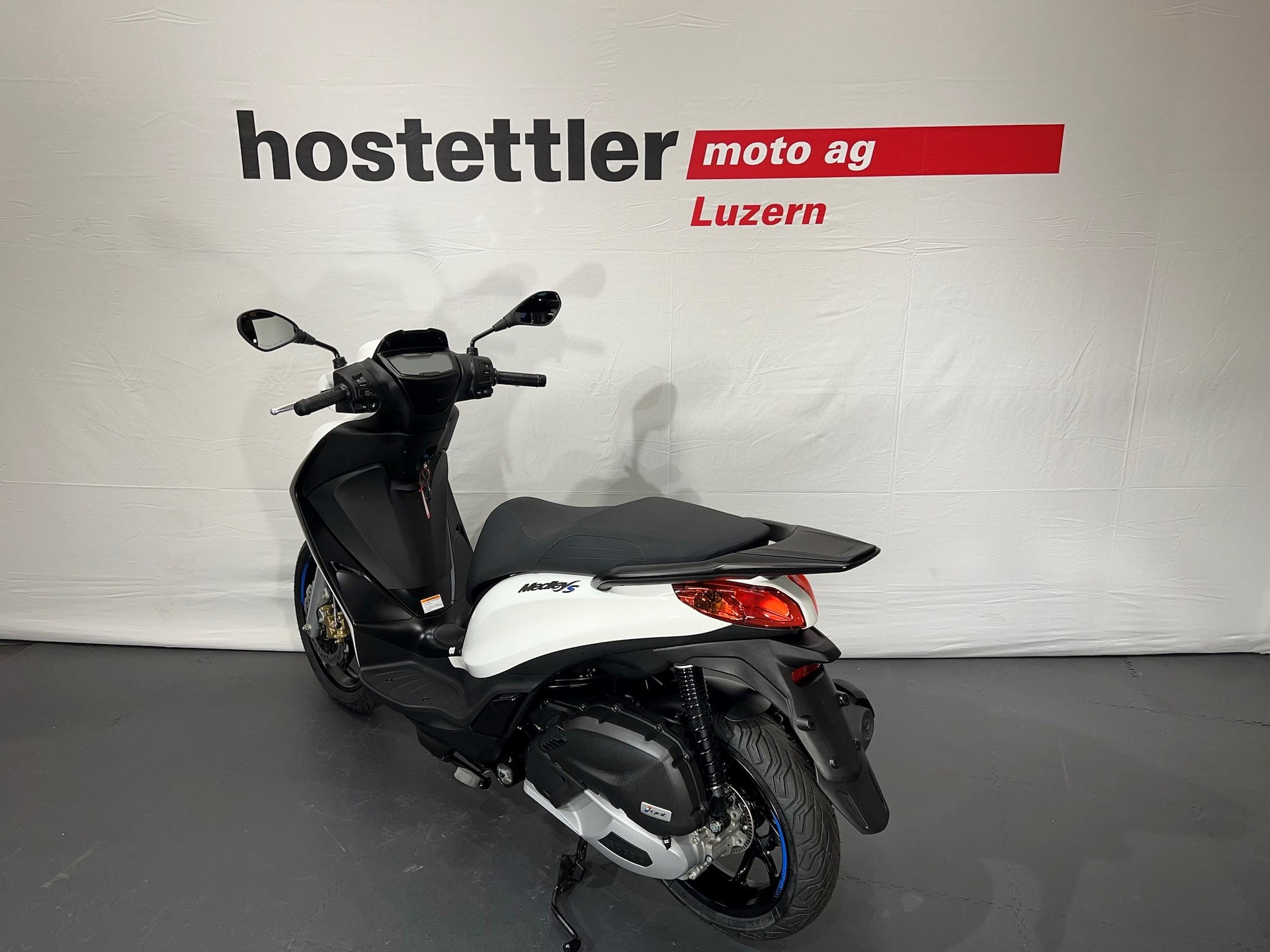 PIAGGIO Medley 125 Sport-showroom-element-3