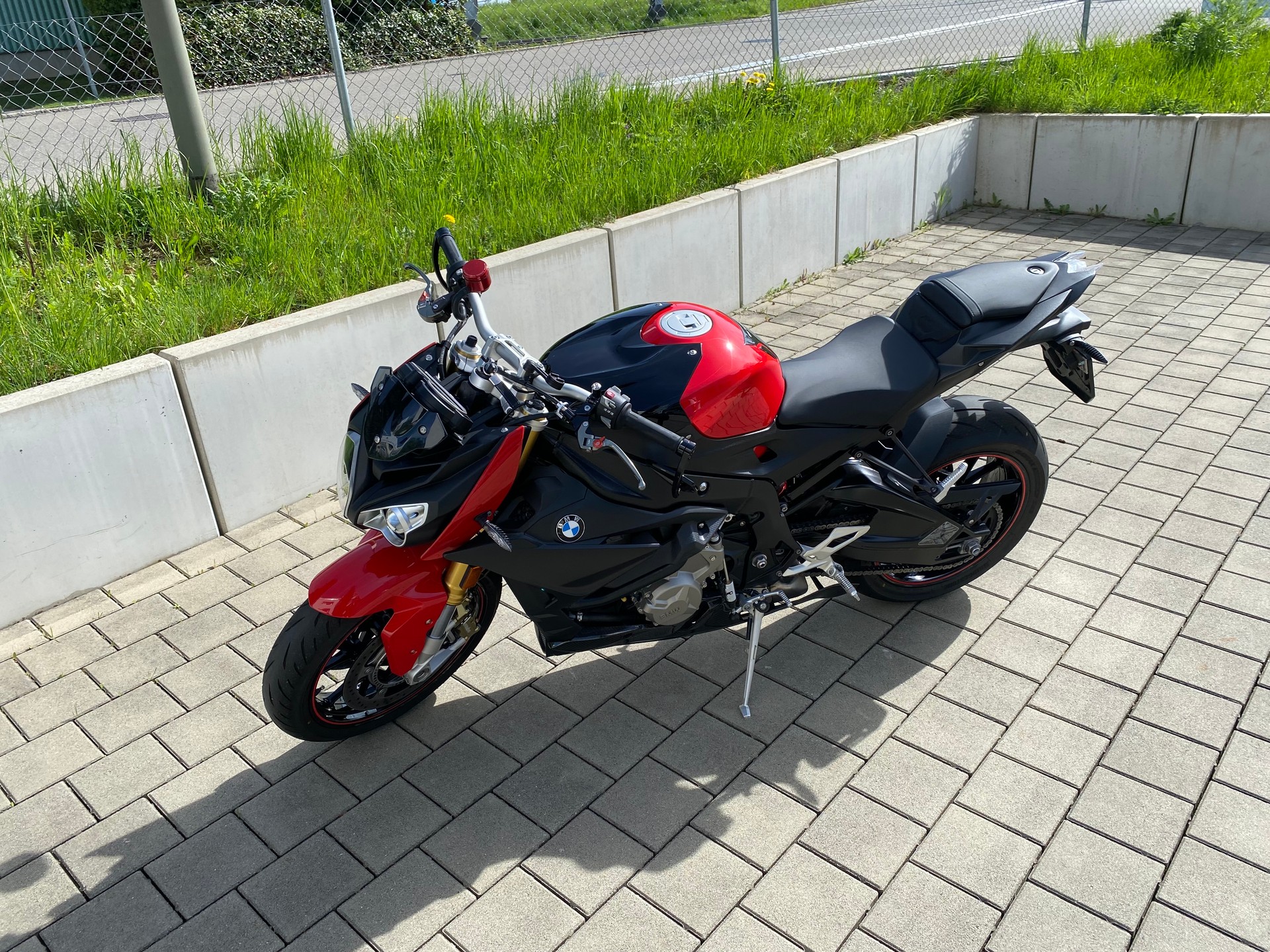 BMW S 1000 R ABS-image-0