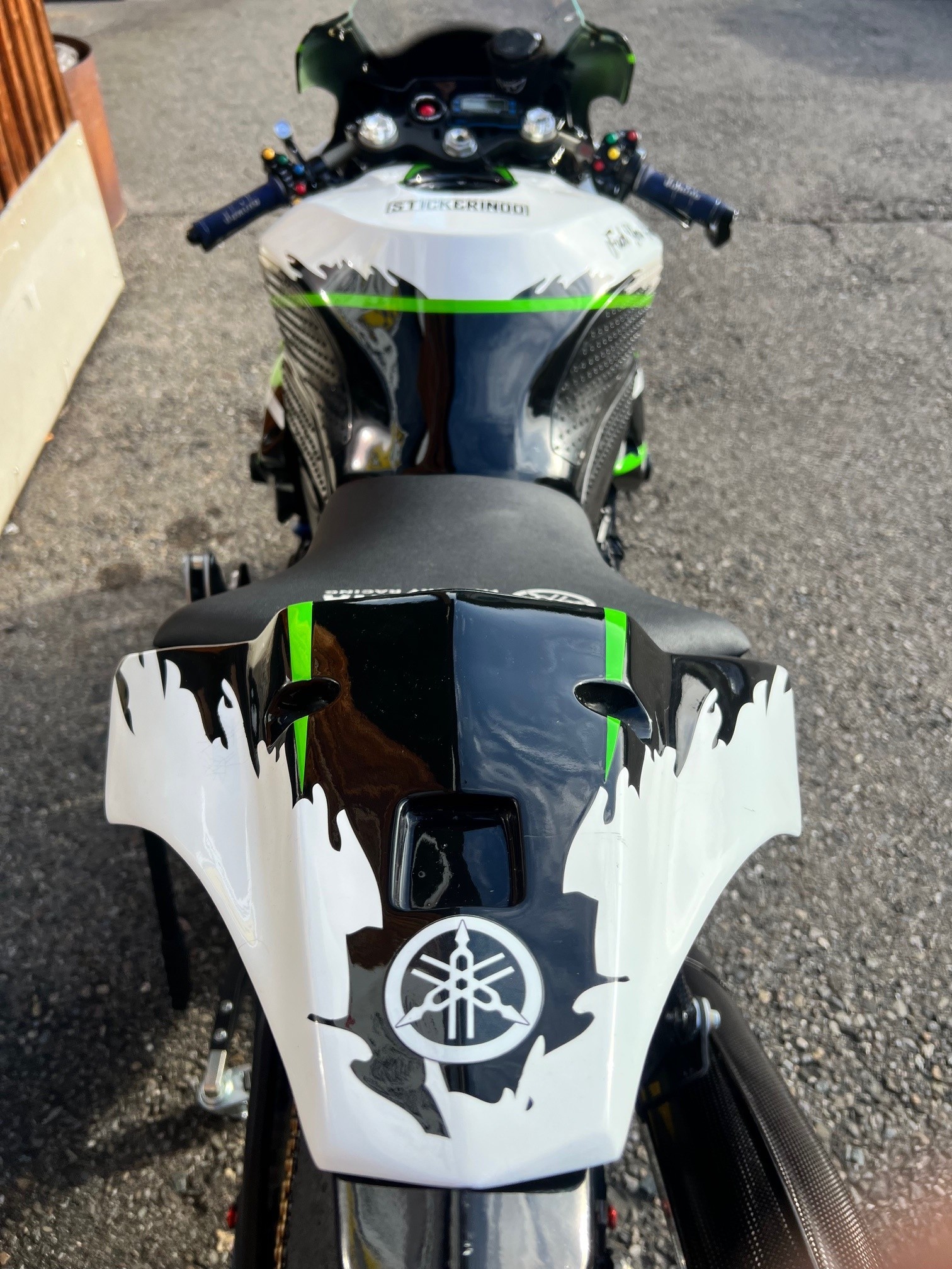 YAMAHA YZF-R1 ABS-image-4