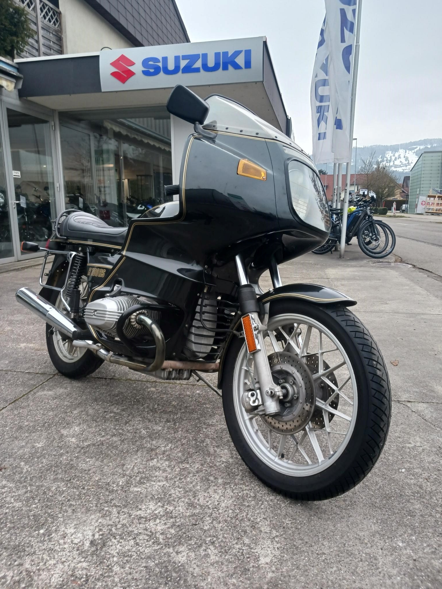 BMW R 100 RS-showroom-element-3