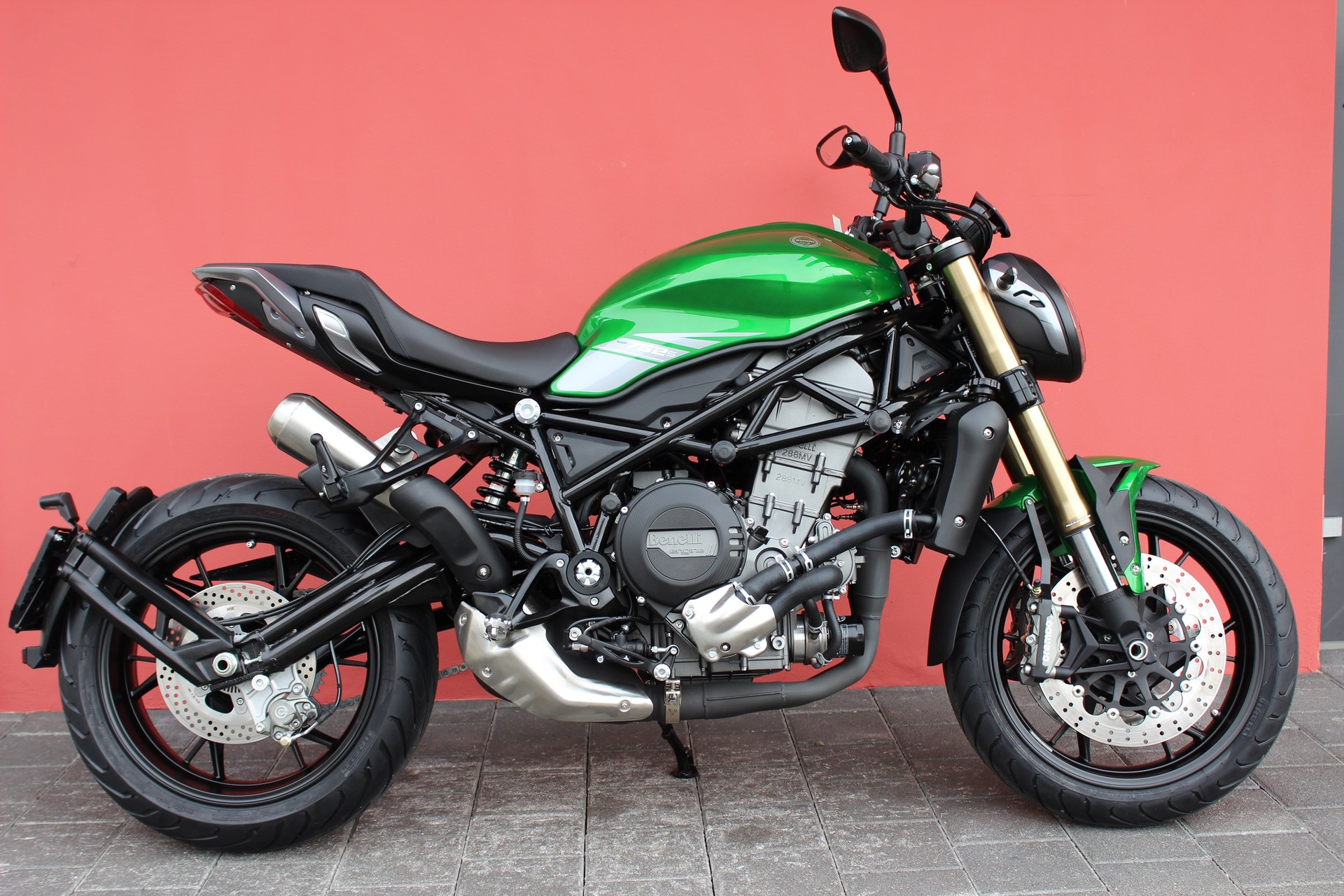BENELLI 752S