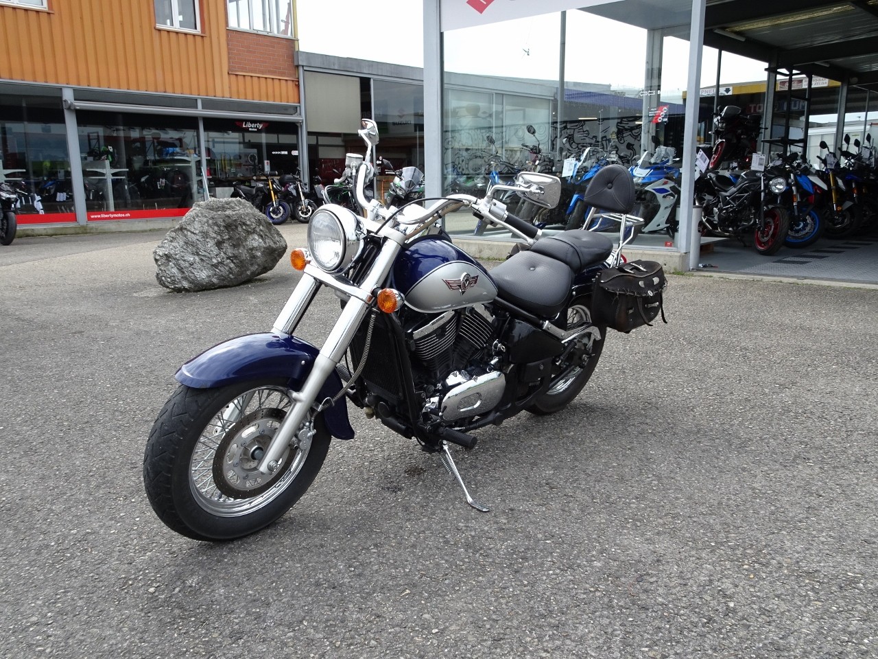 KAWASAKI VN 800 Classic-showroom-element-3