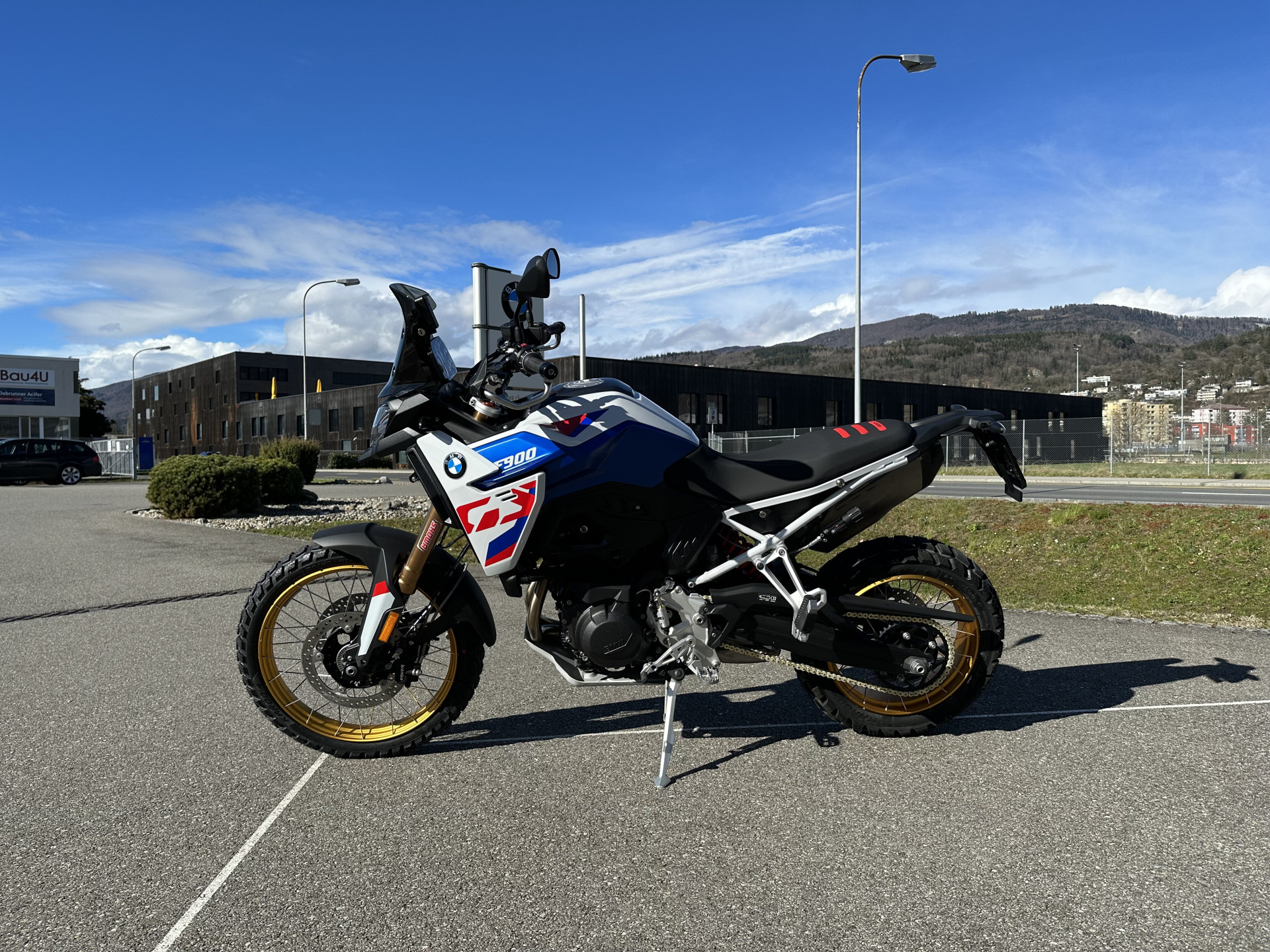 BMW F 900 GS Trophy-showroom-element-1