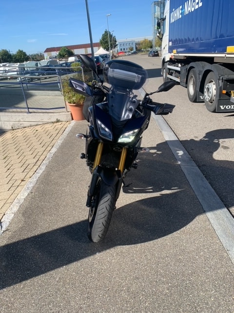 YAMAHA MT-09 ABS Tracer-showroom-element-2