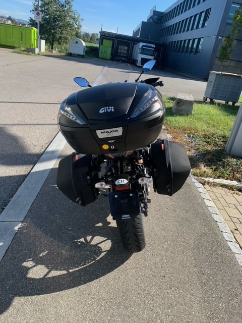 YAMAHA MT-09 ABS Tracer-showroom-element-1