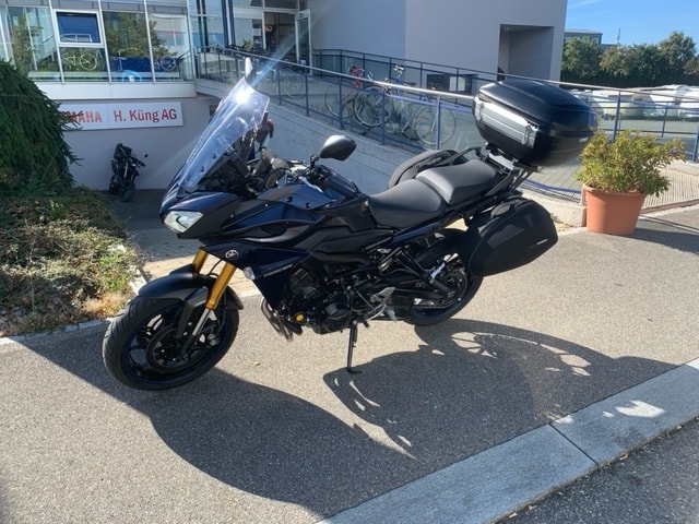 YAMAHA MT-09 ABS Tracer-showroom-element-3