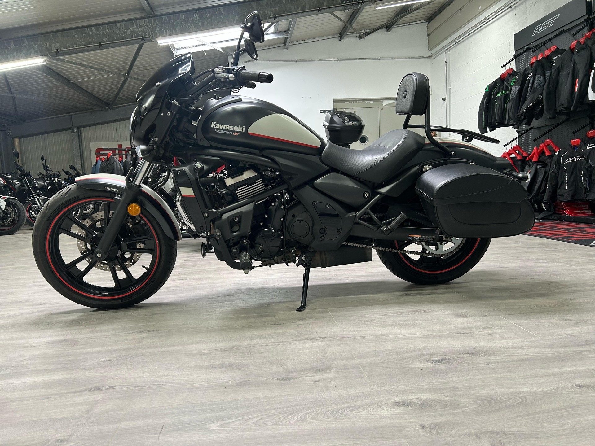 KAWASAKI Vulcan S (35kW)-showroom-element-3