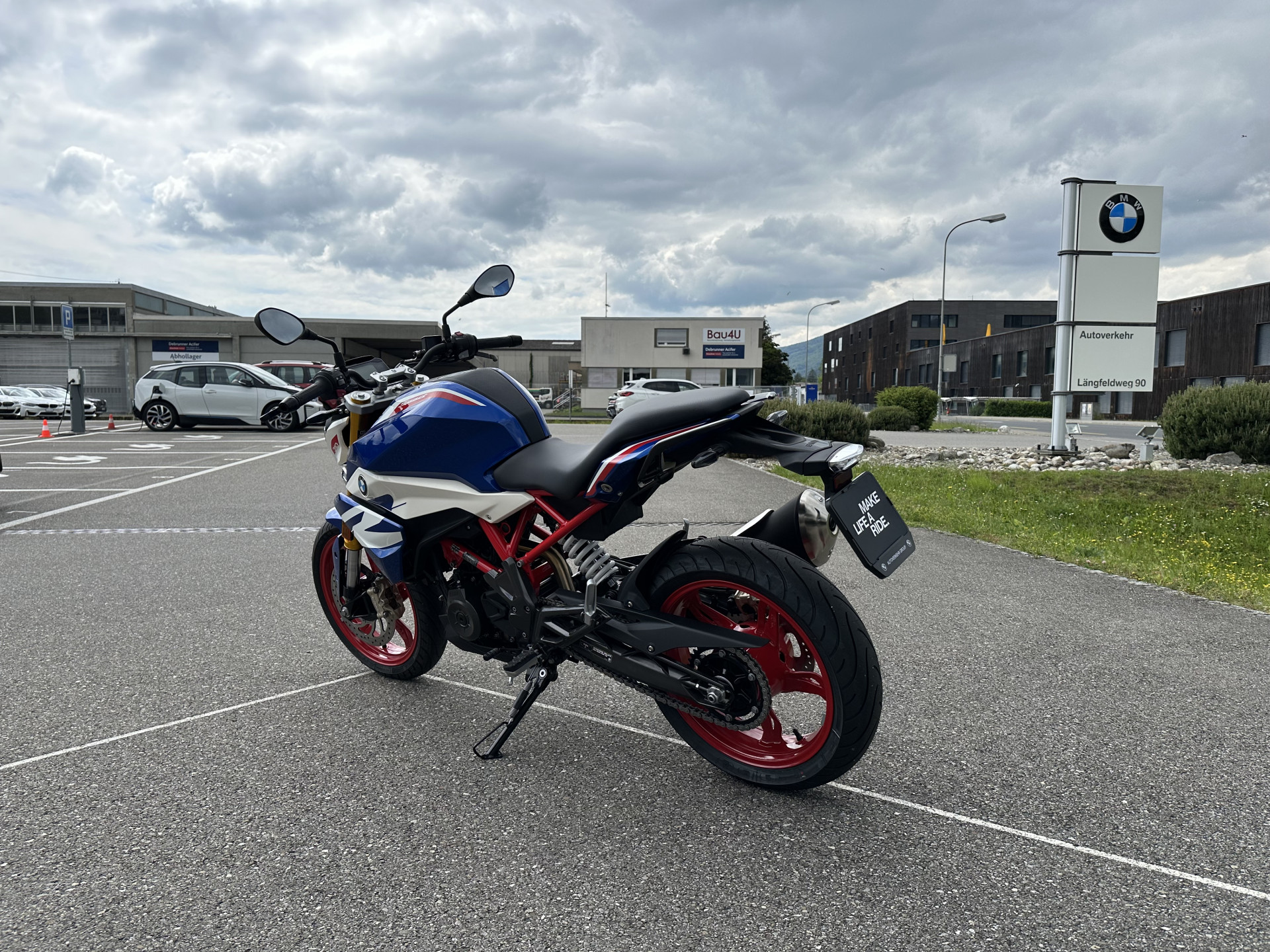 BMW G 310 R Sport-showroom-element-2