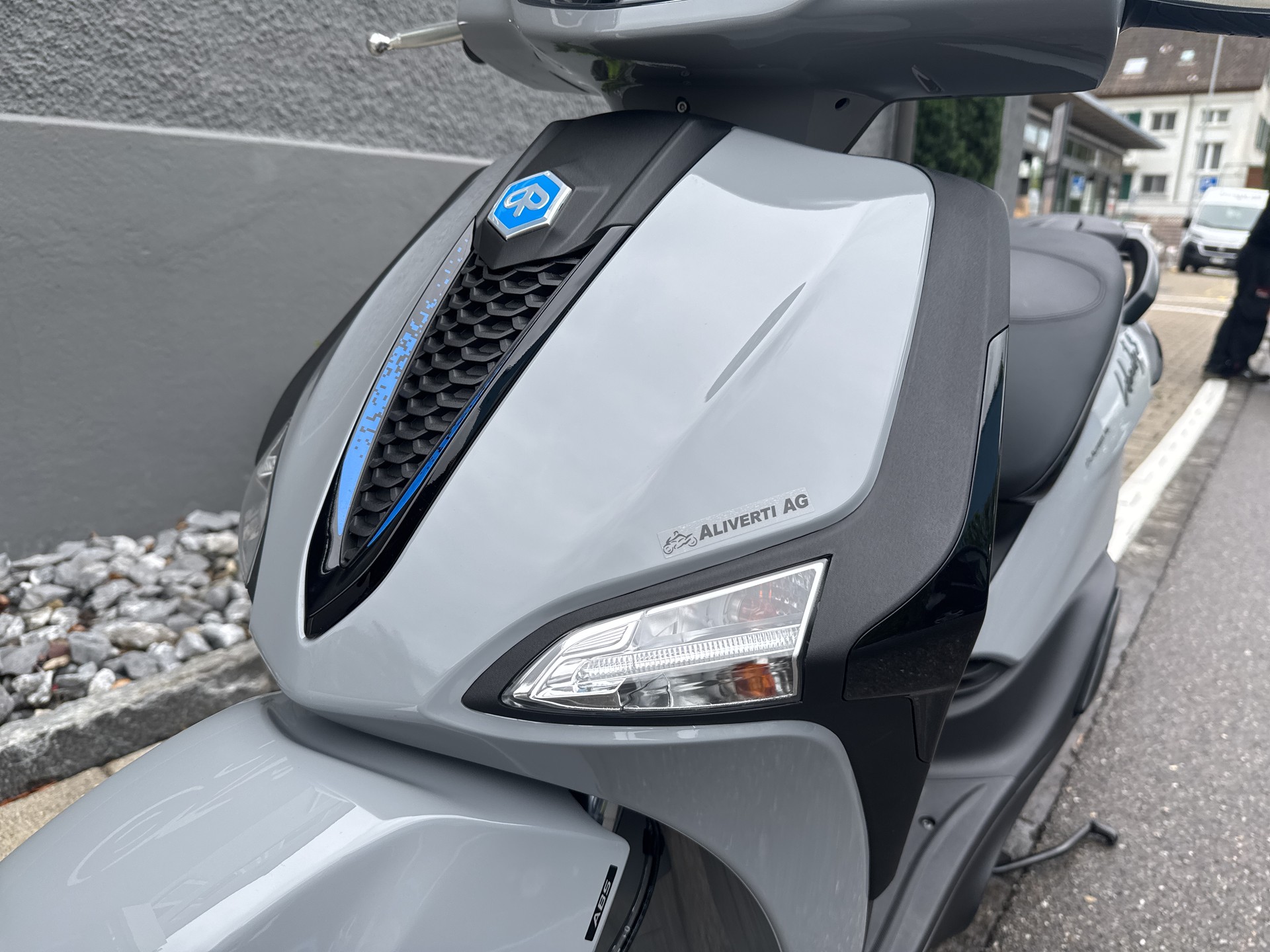 PIAGGIO Liberty 125 Sport E5+-showroom-element-1