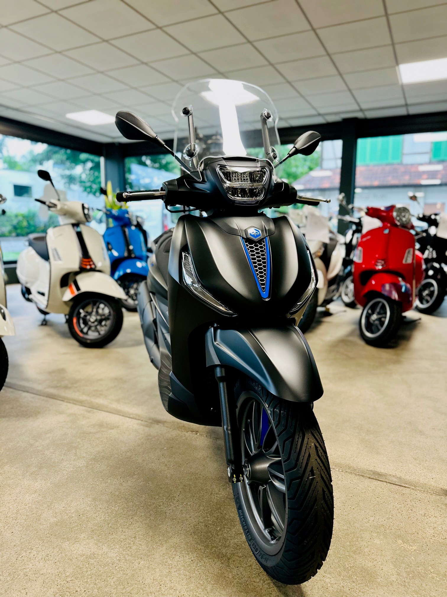 PIAGGIO Beverly 400 Sport