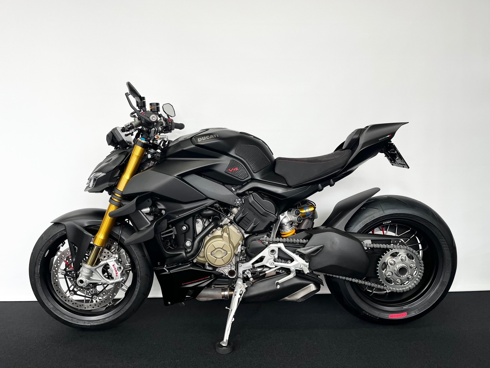 DUCATI STREETFIGHTER V4 S acquistare un veicolo usato MotoScout24