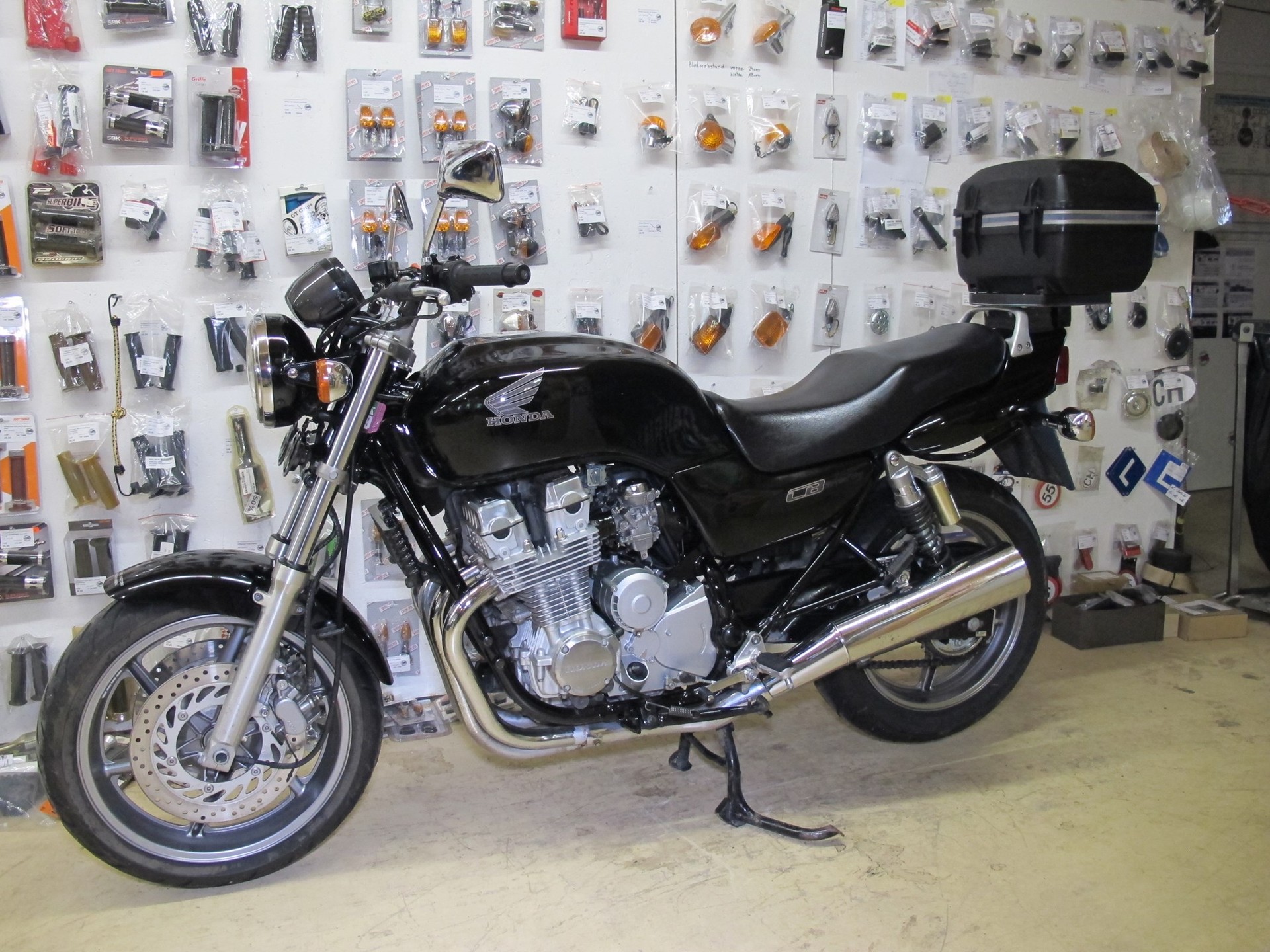 HONDA CB 750 F2 Seven Fifty-image-0