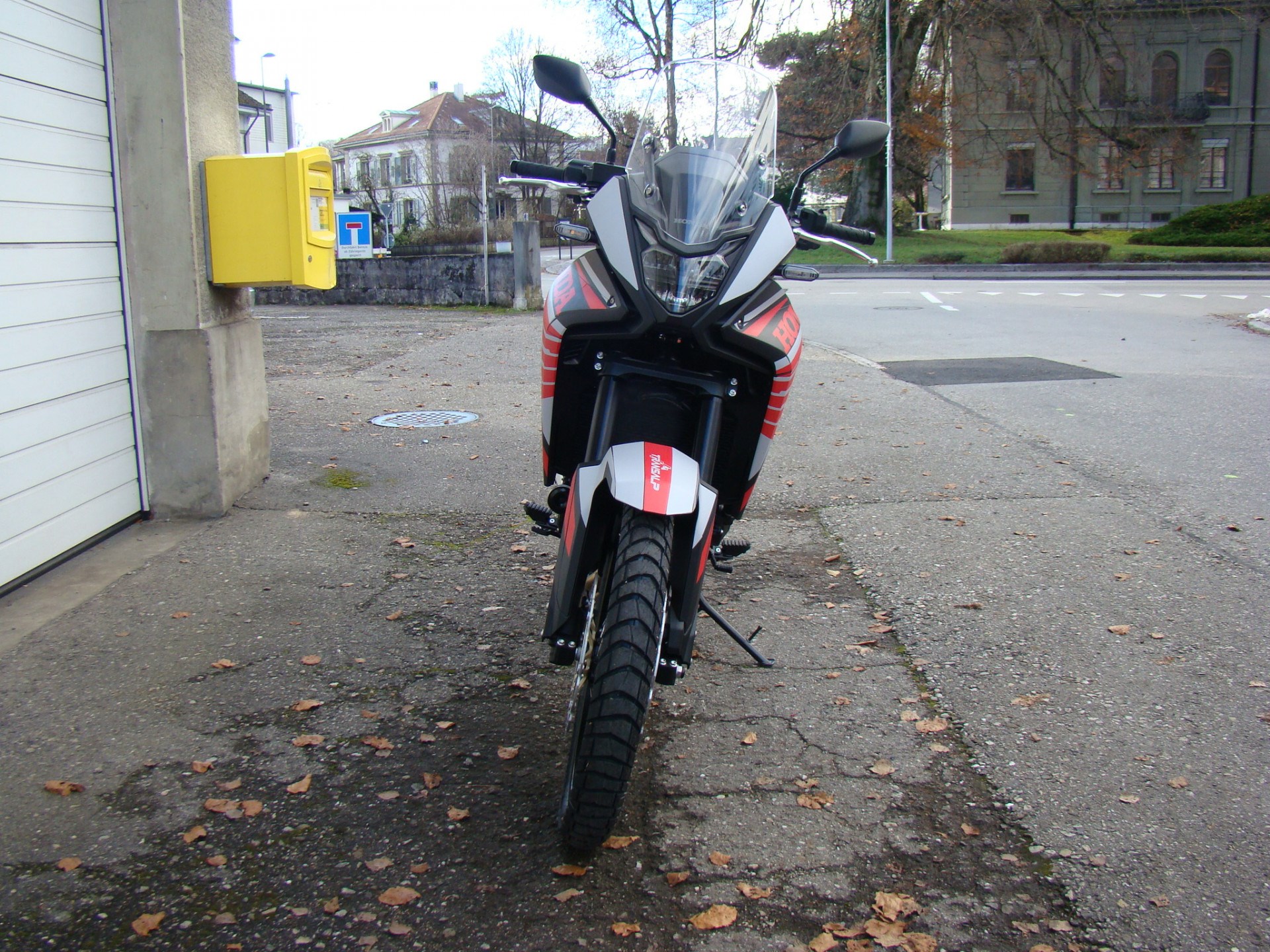 HONDA XL 750 Transalp Black-showroom-element-1