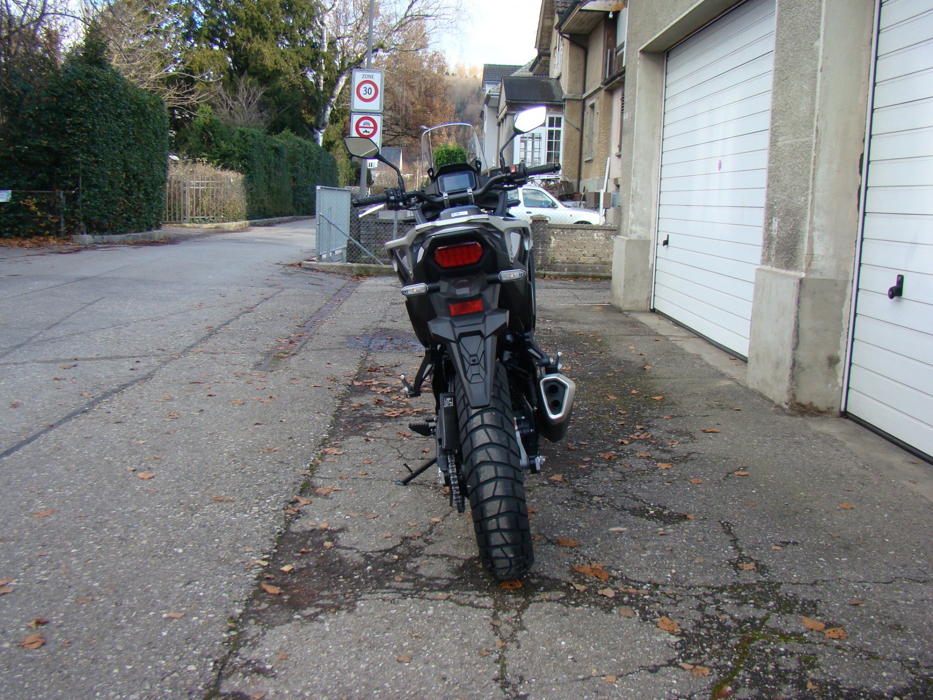HONDA XL 750 Transalp Black-showroom-element-3