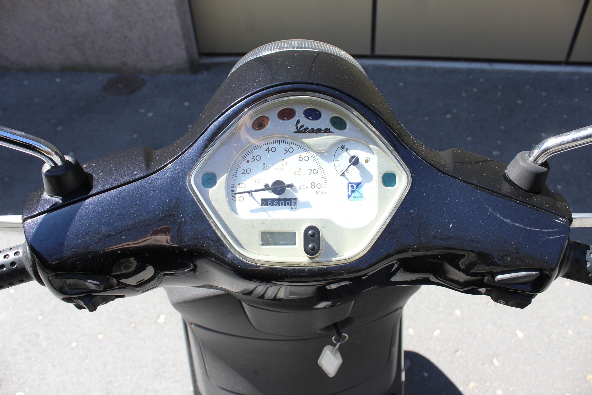 PIAGGIO Vespa 50 LX2 (45km/h)-showroom-element-2