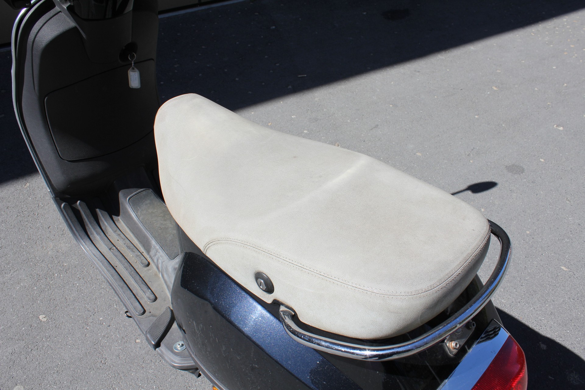 PIAGGIO Vespa 50 LX2 (45km/h)-showroom-element-3