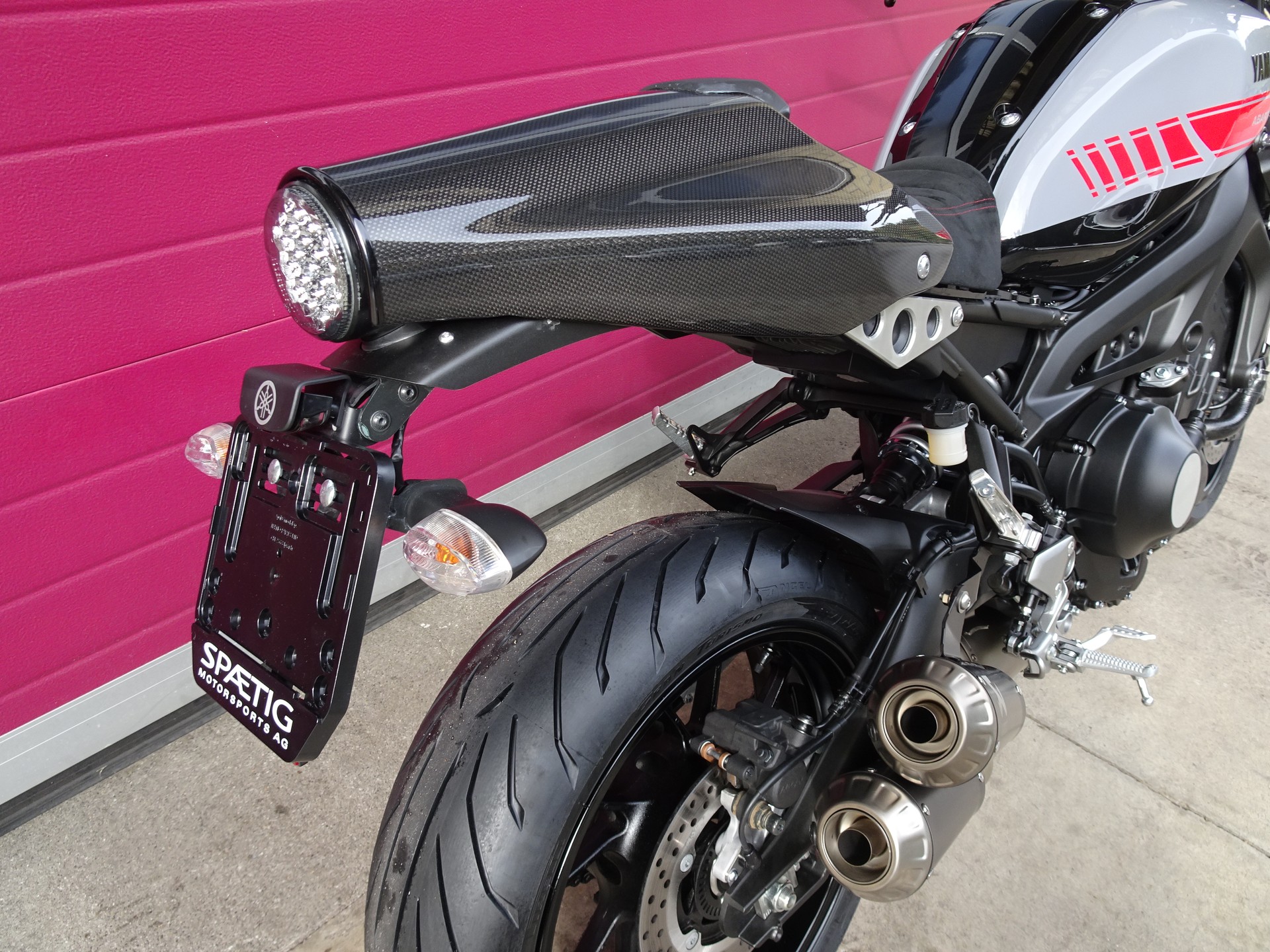 YAMAHA XSR 900-image-7