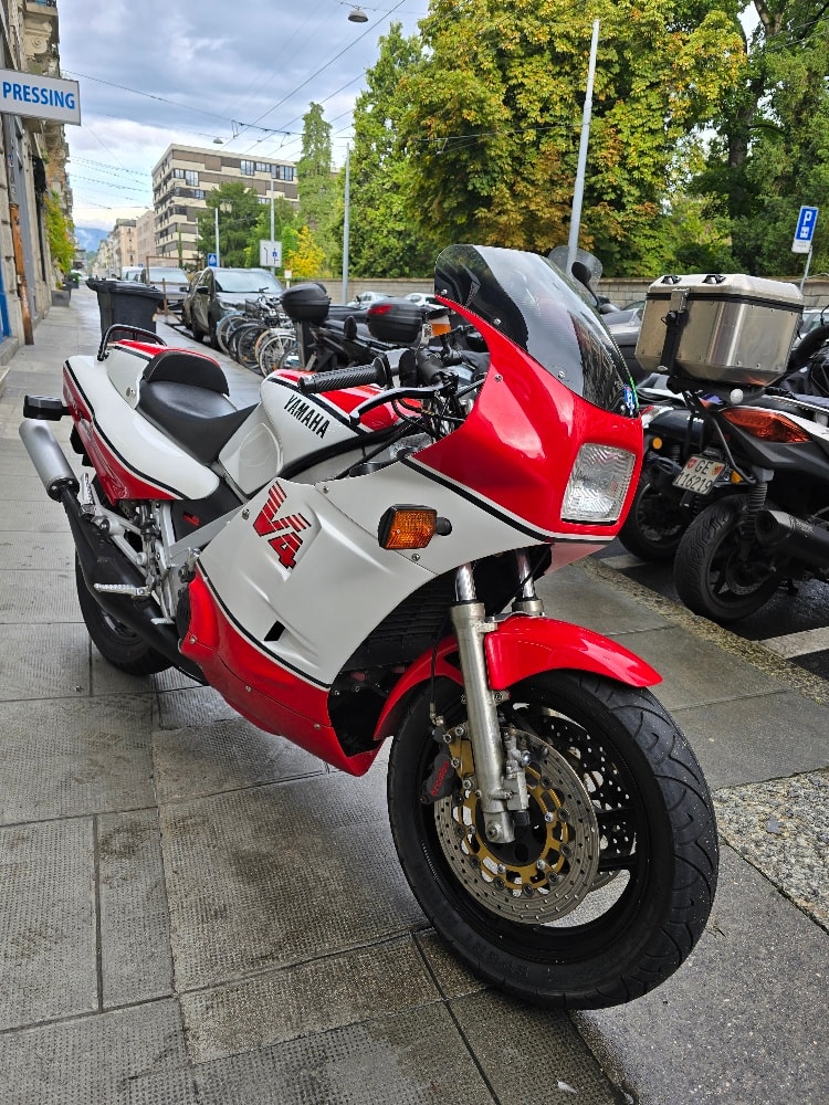 YAMAHA RD 500