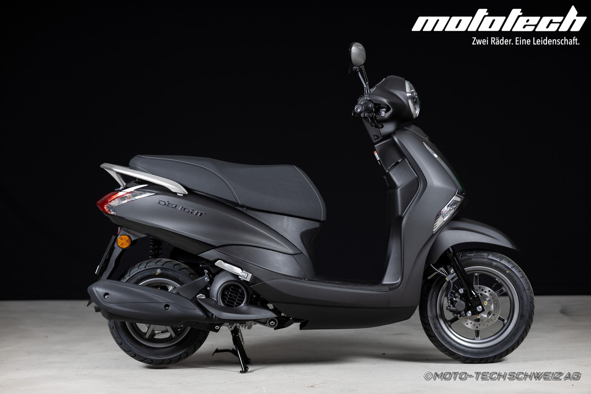 YAMAHA D'elight LTS 125-showroom-element-1