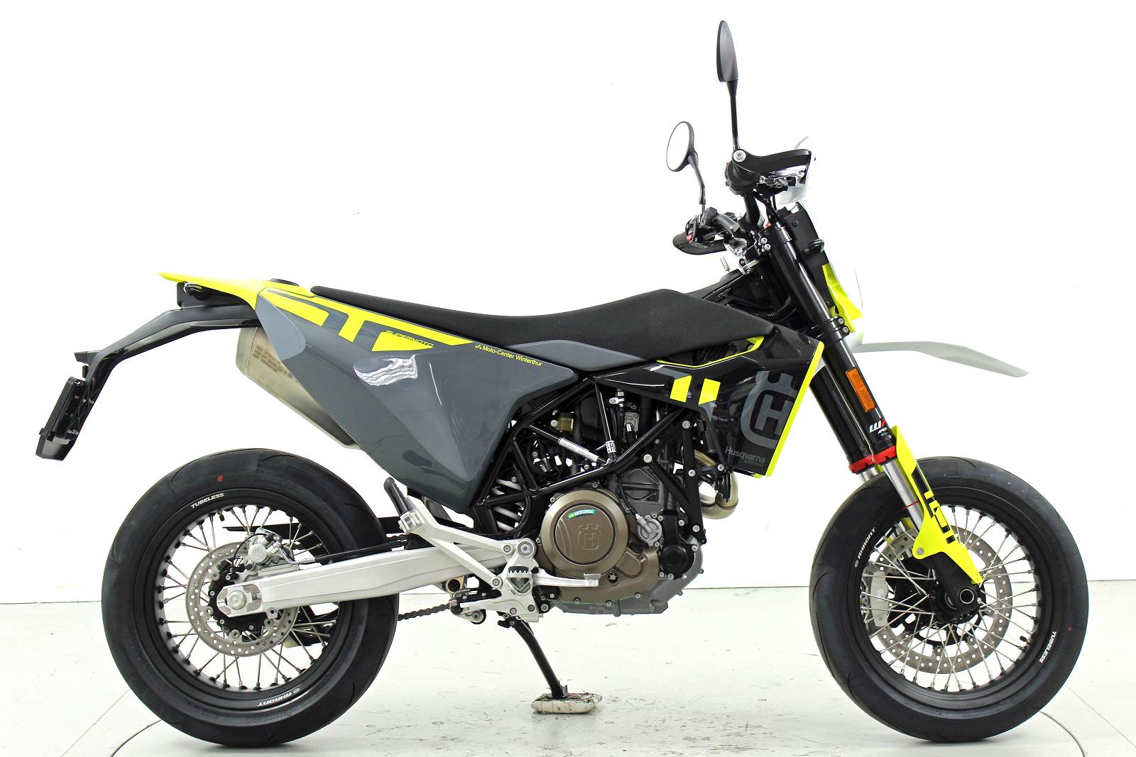 HUSQVARNA 701 Supermoto ABS-showroom-element-3