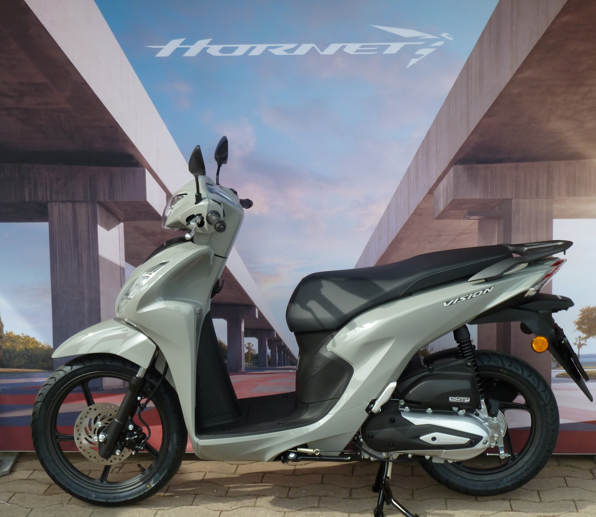 HONDA NSC Vision 110-showroom-element-2