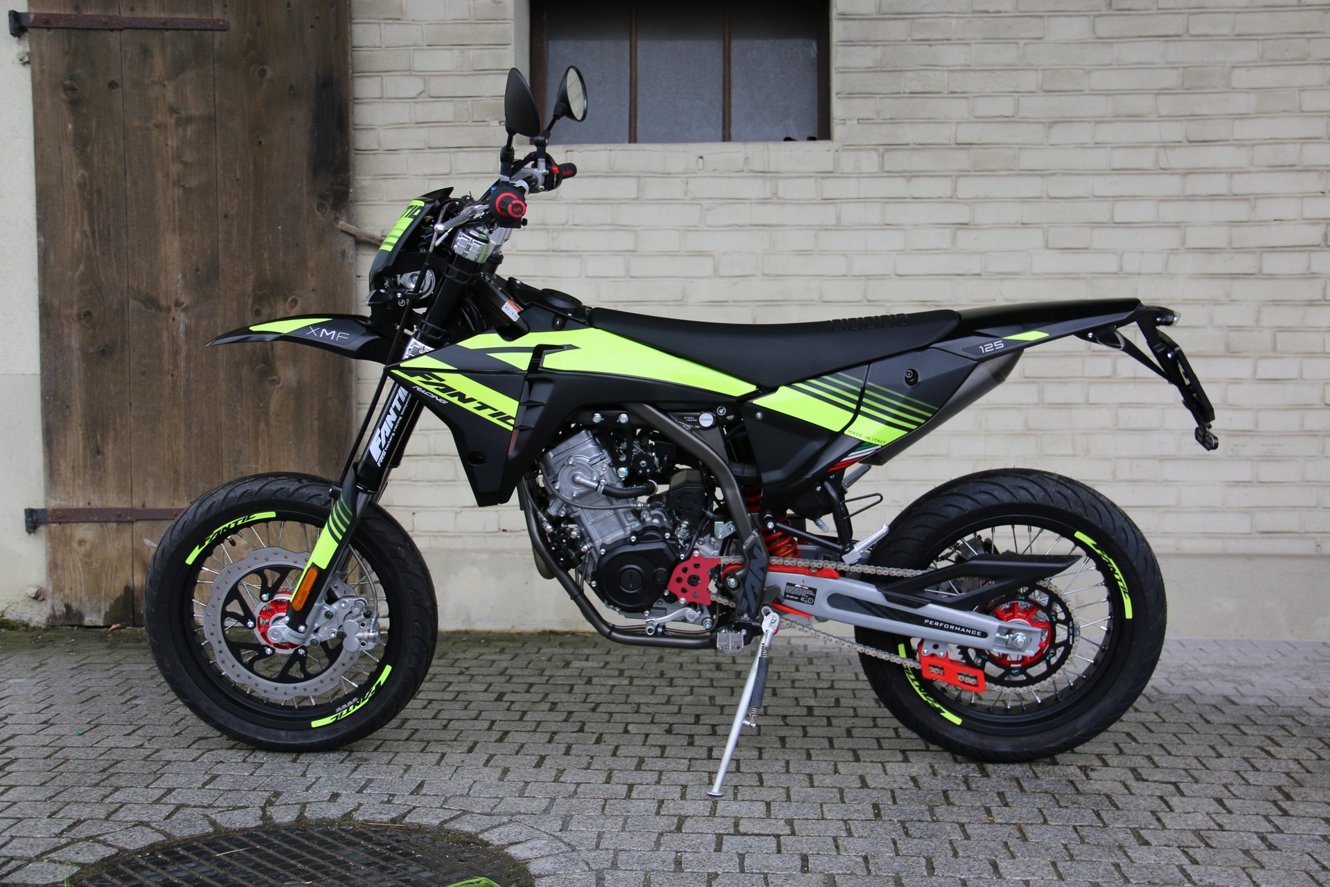 FANTIC XMF 125-image-4