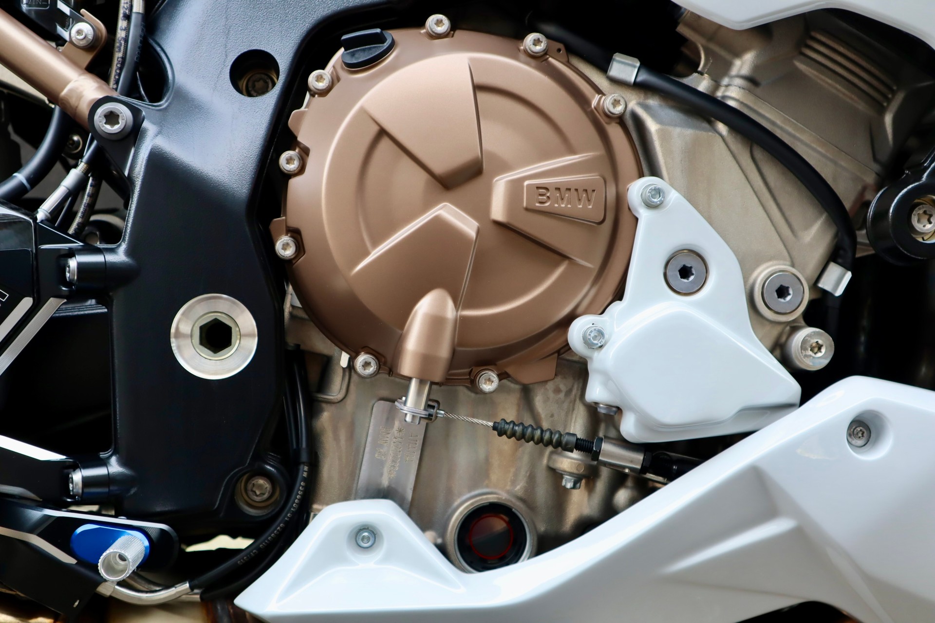 BMW S 1000 R mit M Paket und Umbau | Einzelstück mit Neuwert 29’000.--image-9