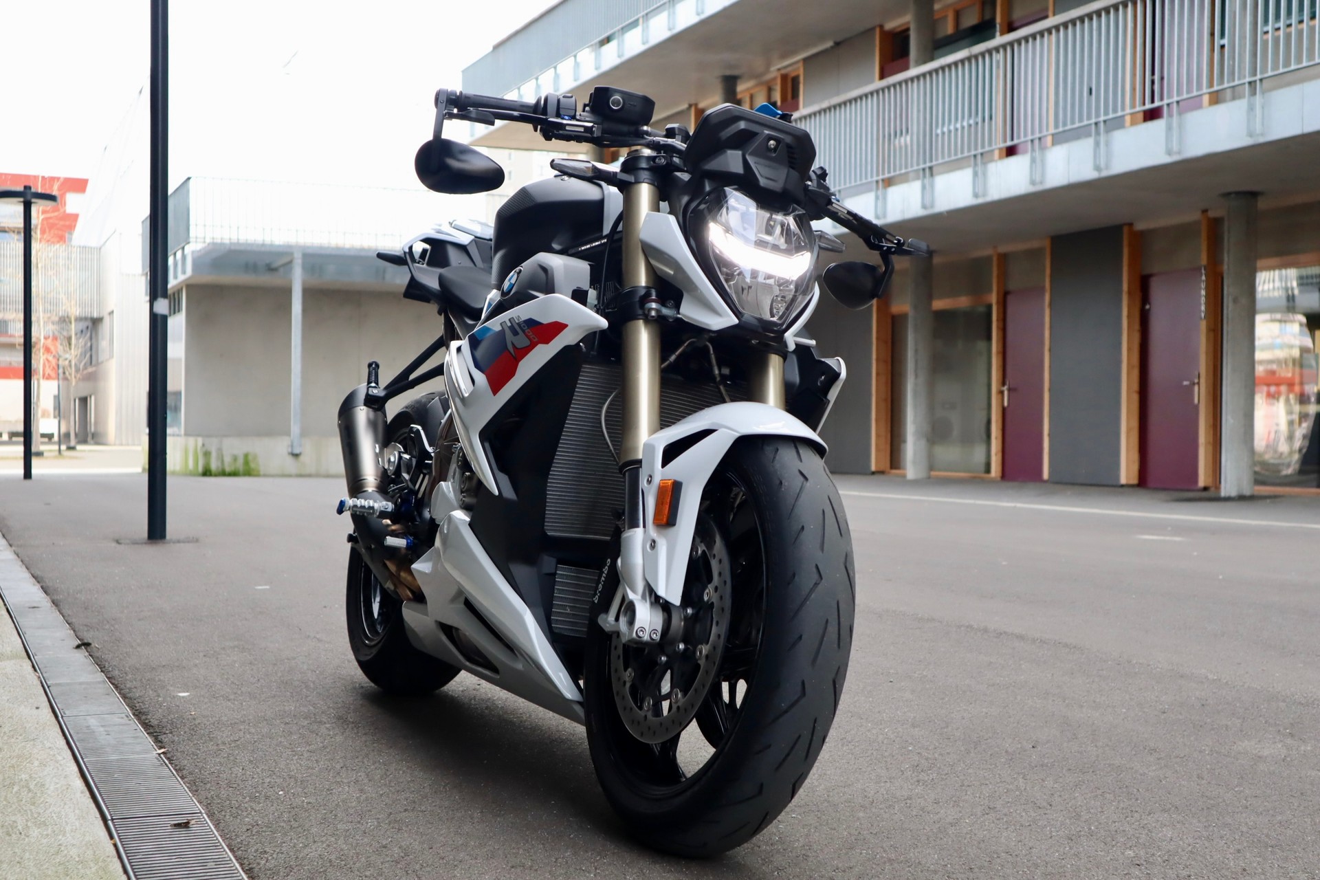 BMW S 1000 R mit M Paket und Umbau | Einzelstück mit Neuwert 29’000.--image-10
