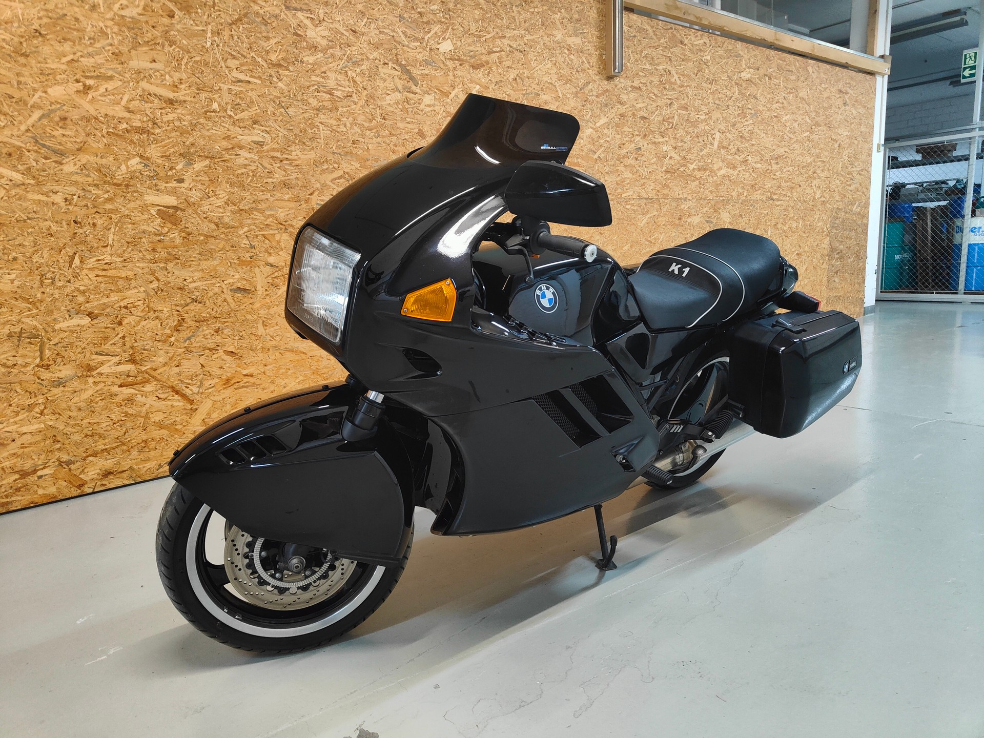 BMW K 1