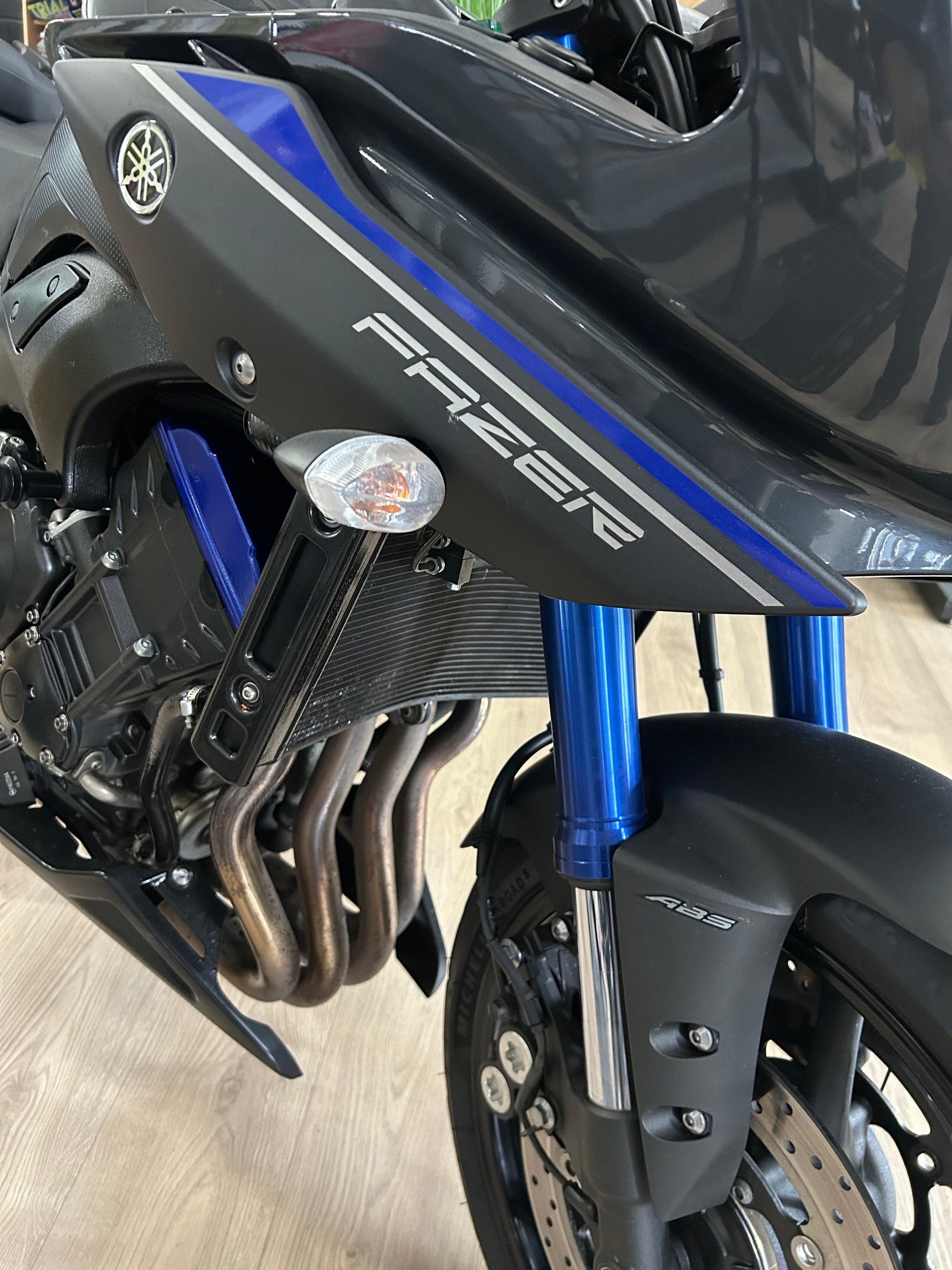 YAMAHA Fazer 8 ABS-showroom-element-2