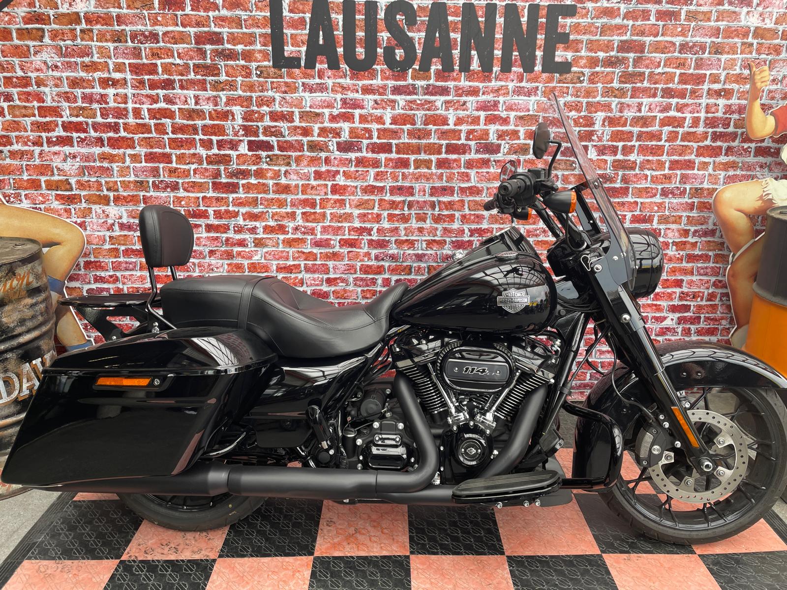HARLEY-DAVIDSON FLHRXS Road King Special 114-showroom-element-2