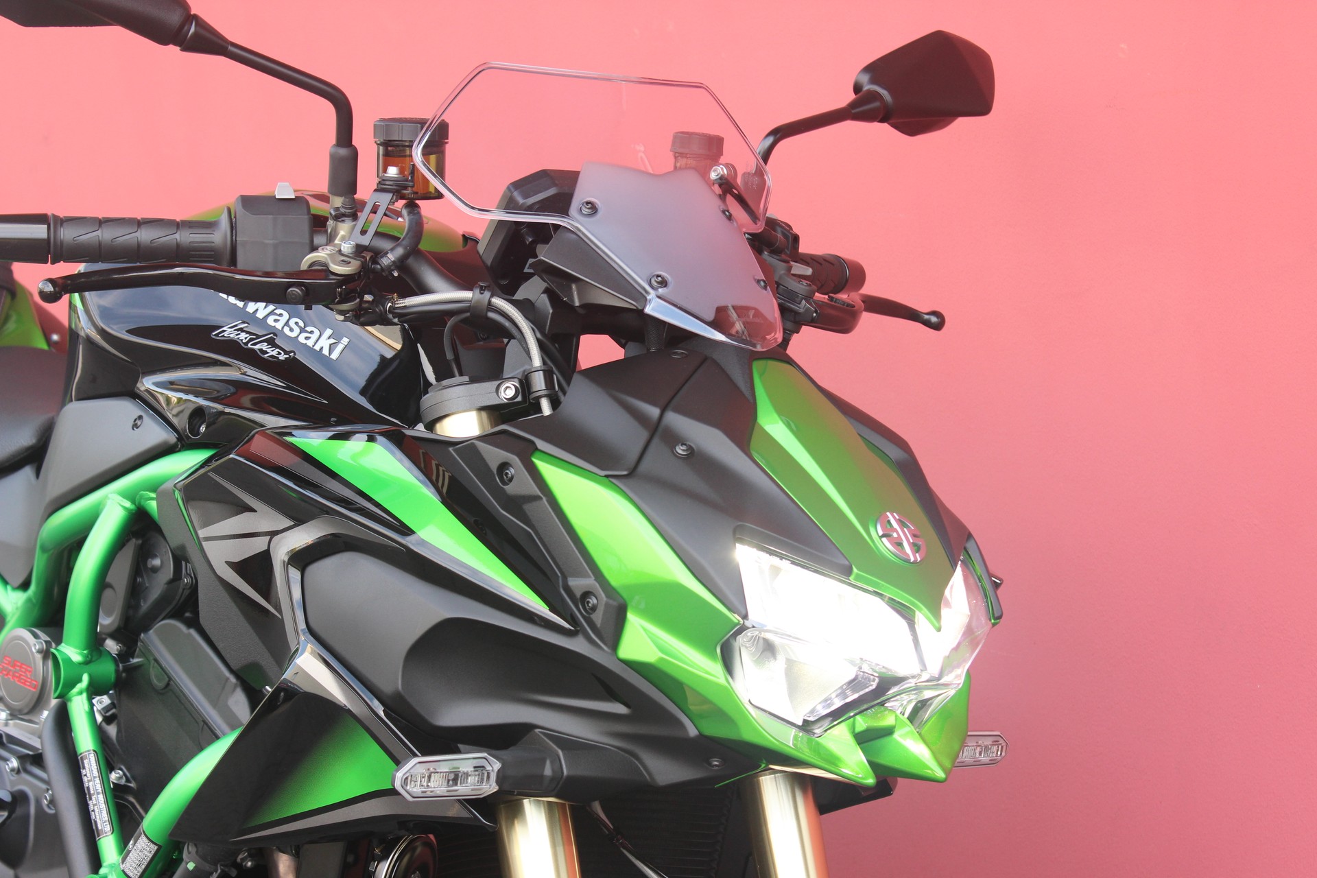 KAWASAKI Z H2 SE Performance-showroom-element-2