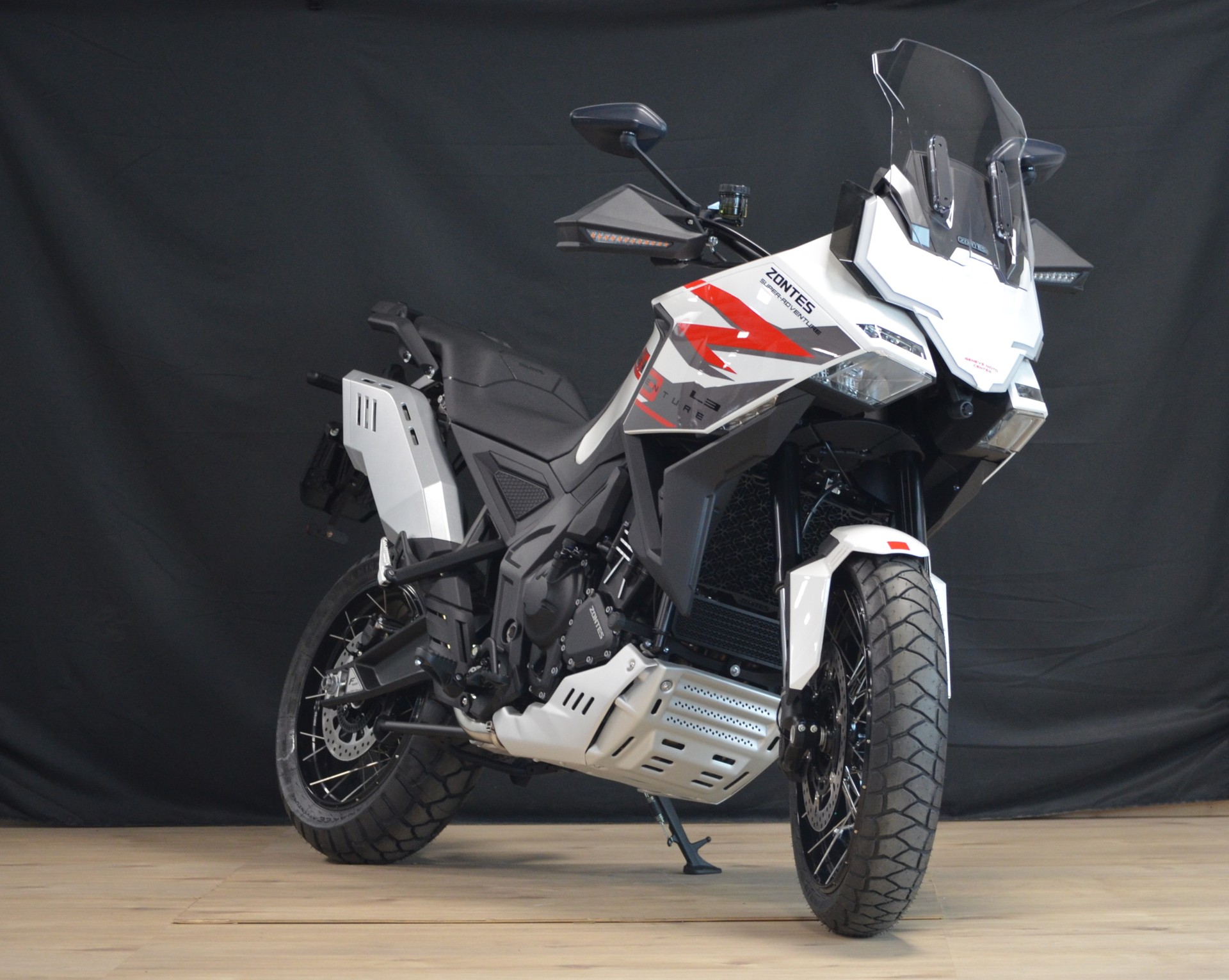 ZONTES 703 F