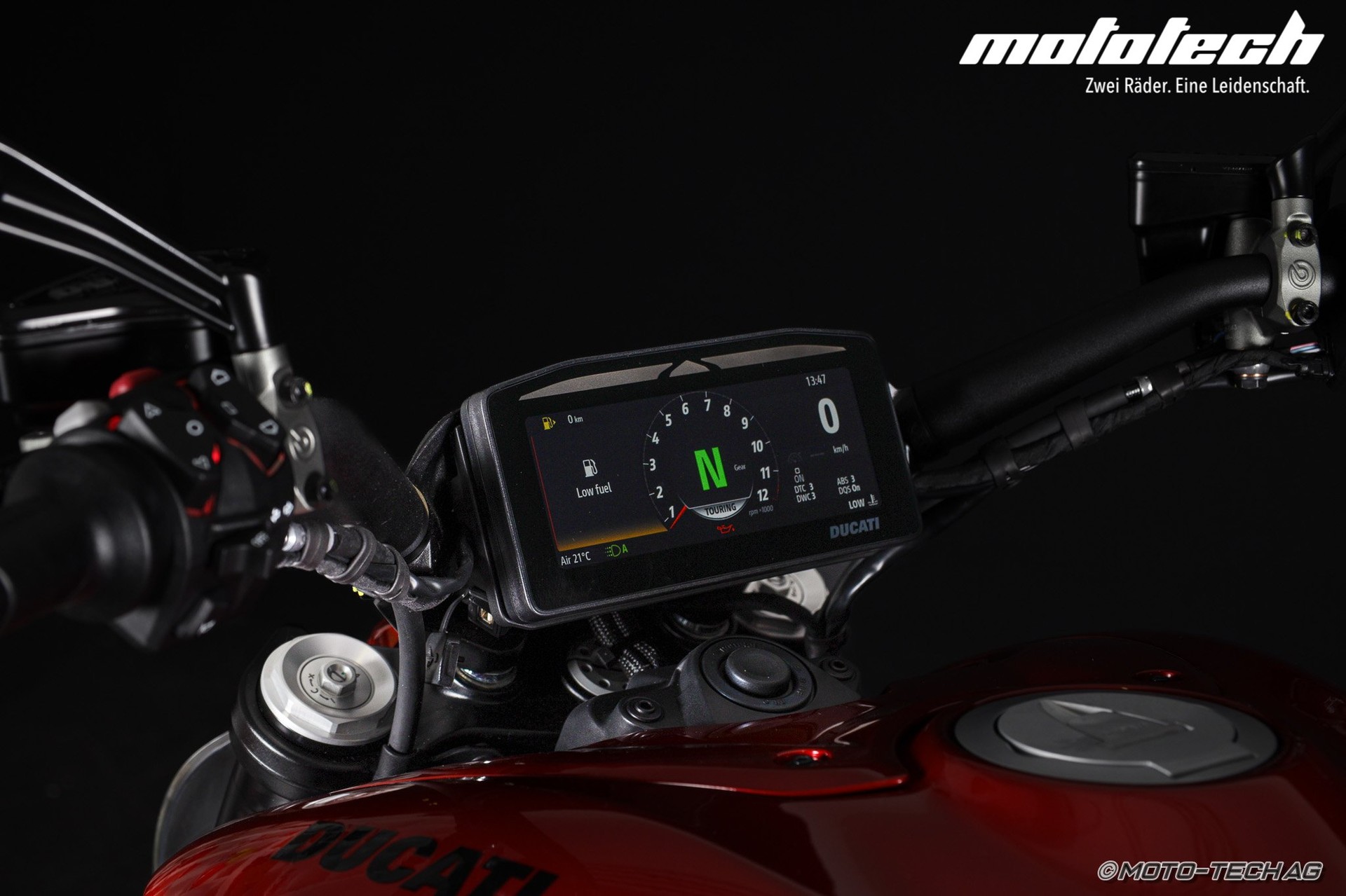 DUCATI X Diavel V4-image-9