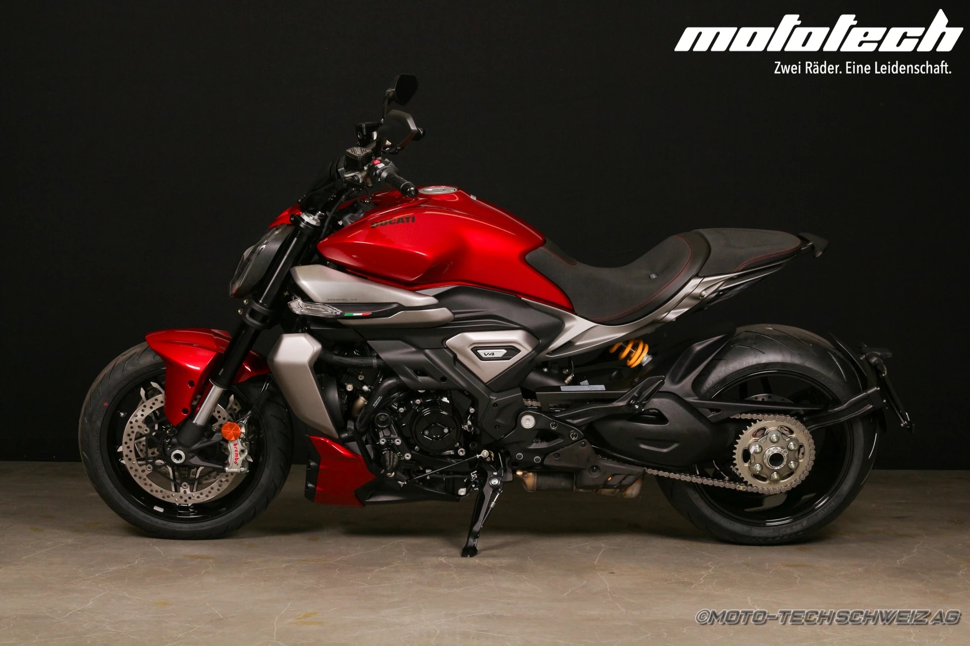 DUCATI X Diavel V4-image-2